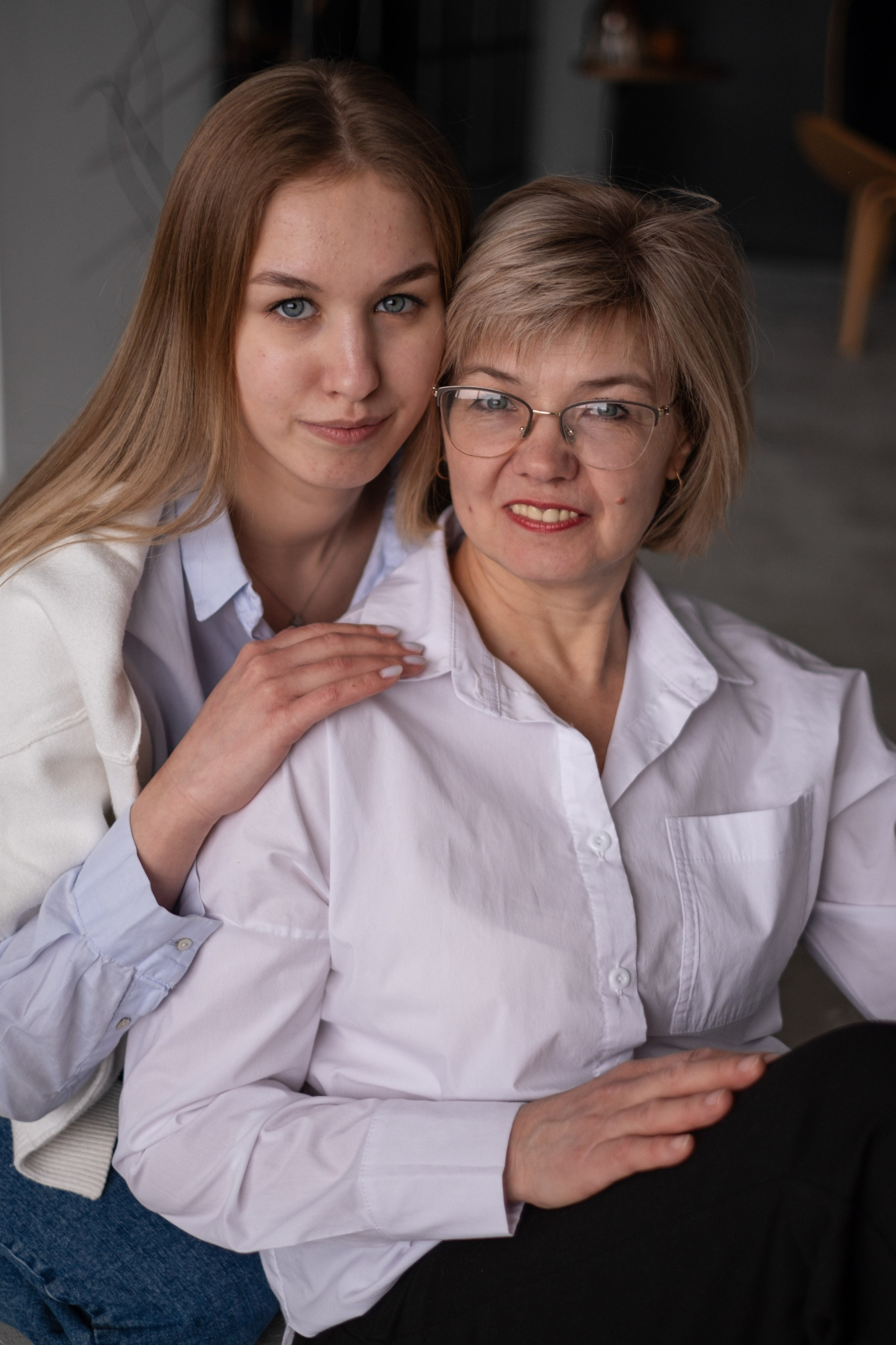 Наталья и Оля | мама и дочь в студии. Фотограф в Новосибирске Диана Ильиных