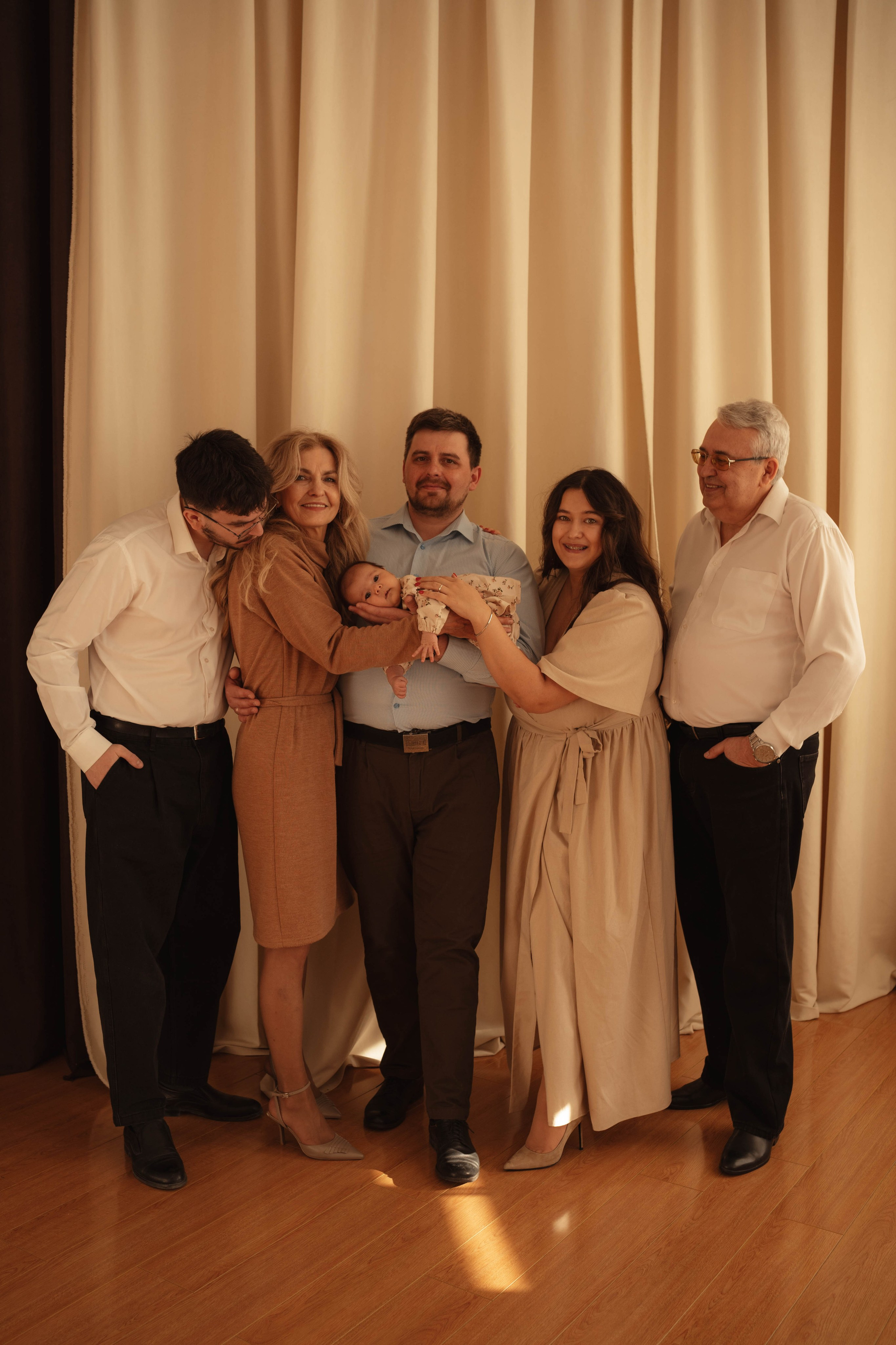 Аврора и ее семья. Фотограф в Новосибирске Диана Ильиных