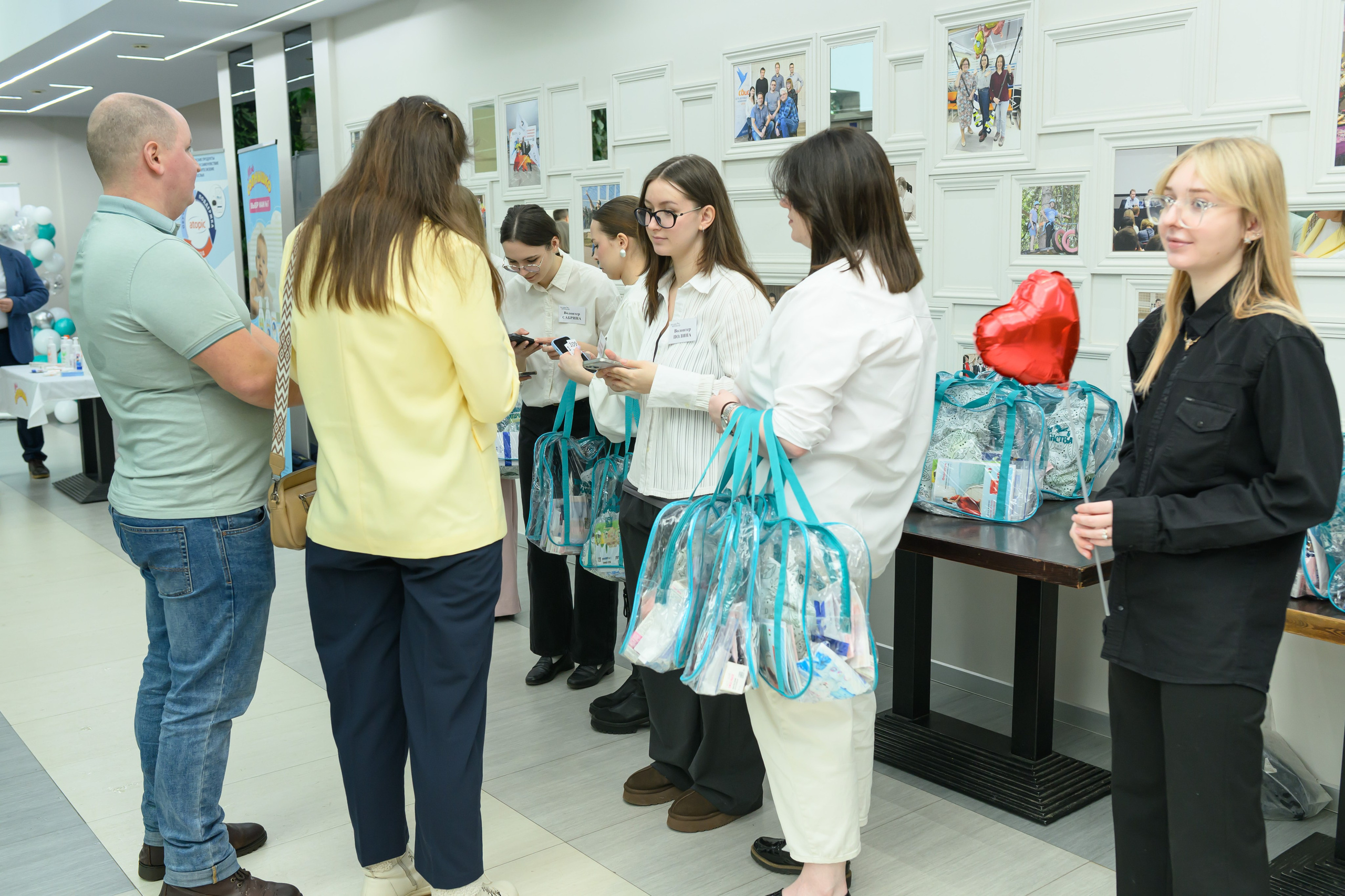 Фотоотчет праздника материнства февраль 2026 г. Профессиональный фотограф Елена Красилина г.Ярославль, г. Рыбинск