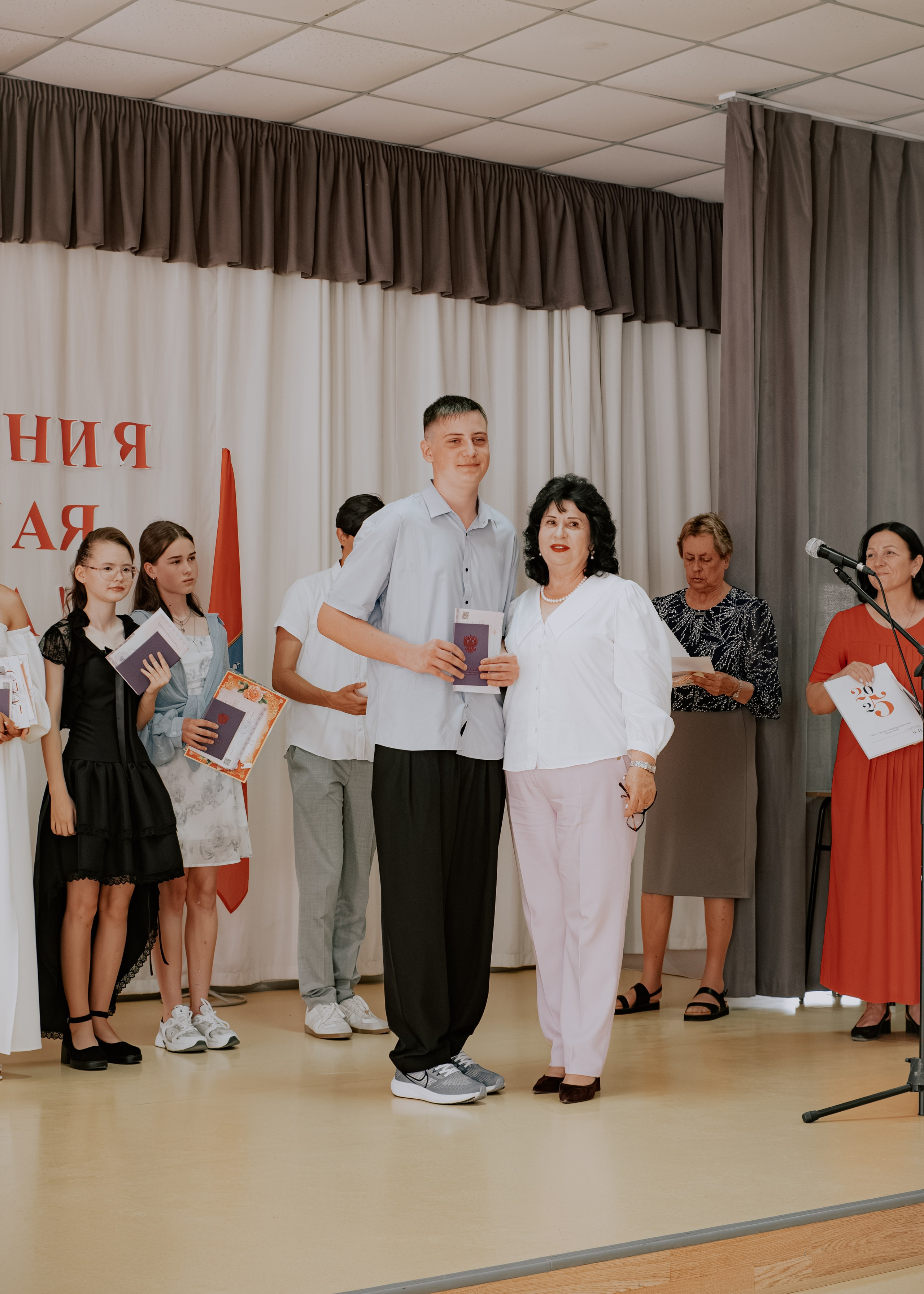 Кейс — Школьный выпускной. Коммерческий и Портретный Фотограф Симферополь Крым Максим Махо