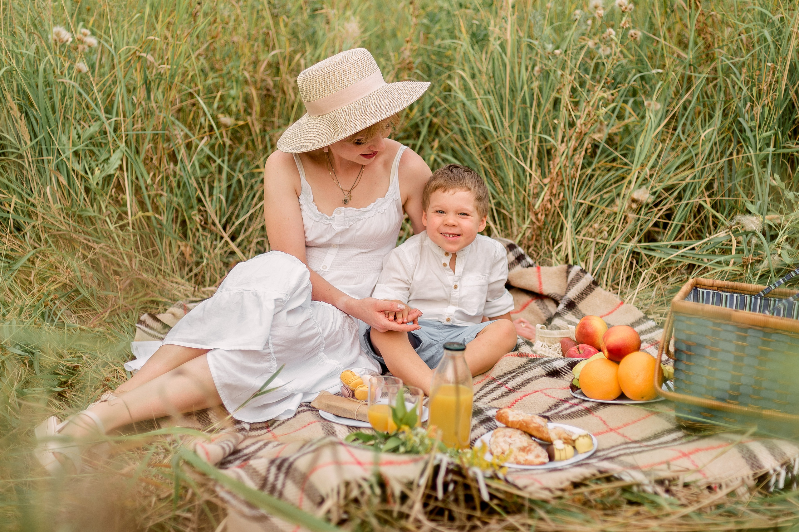 В поле. Фотограф Юлия Попова