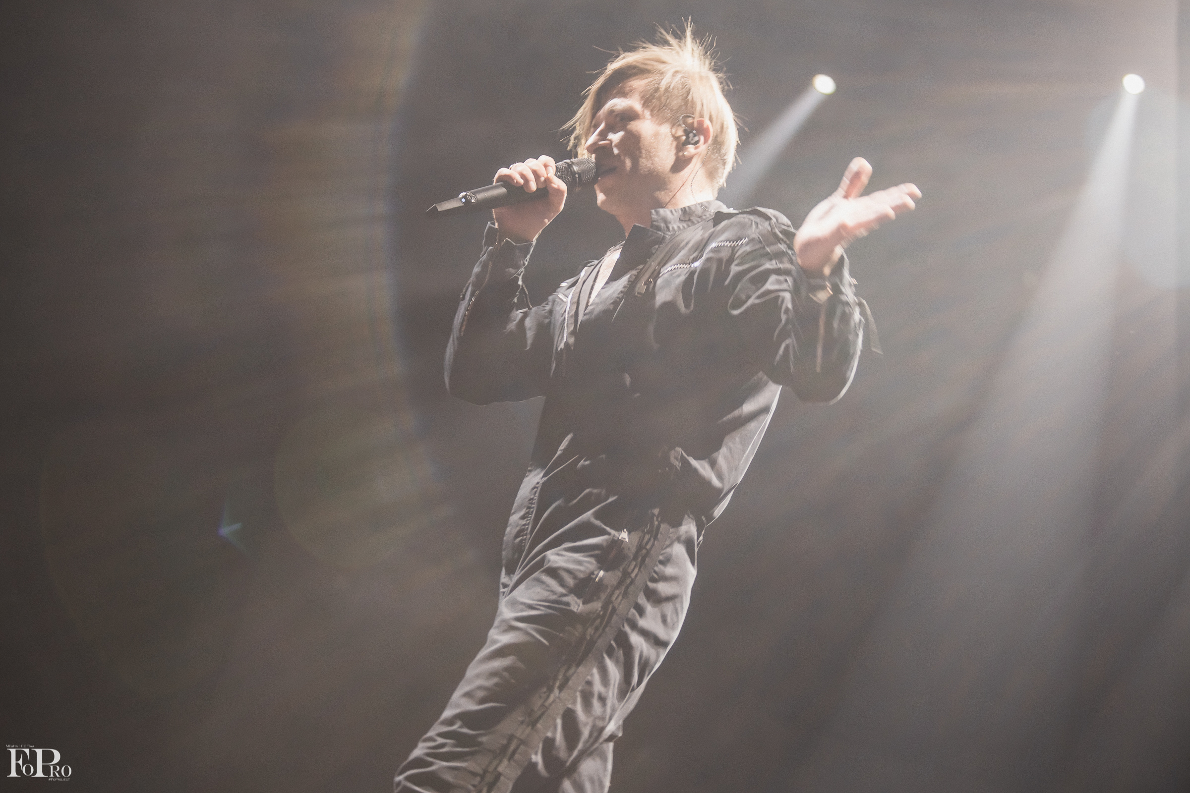 «БИ-2» в Олимпийском. Свадебный Семейный Репортажный фотограф в Москве