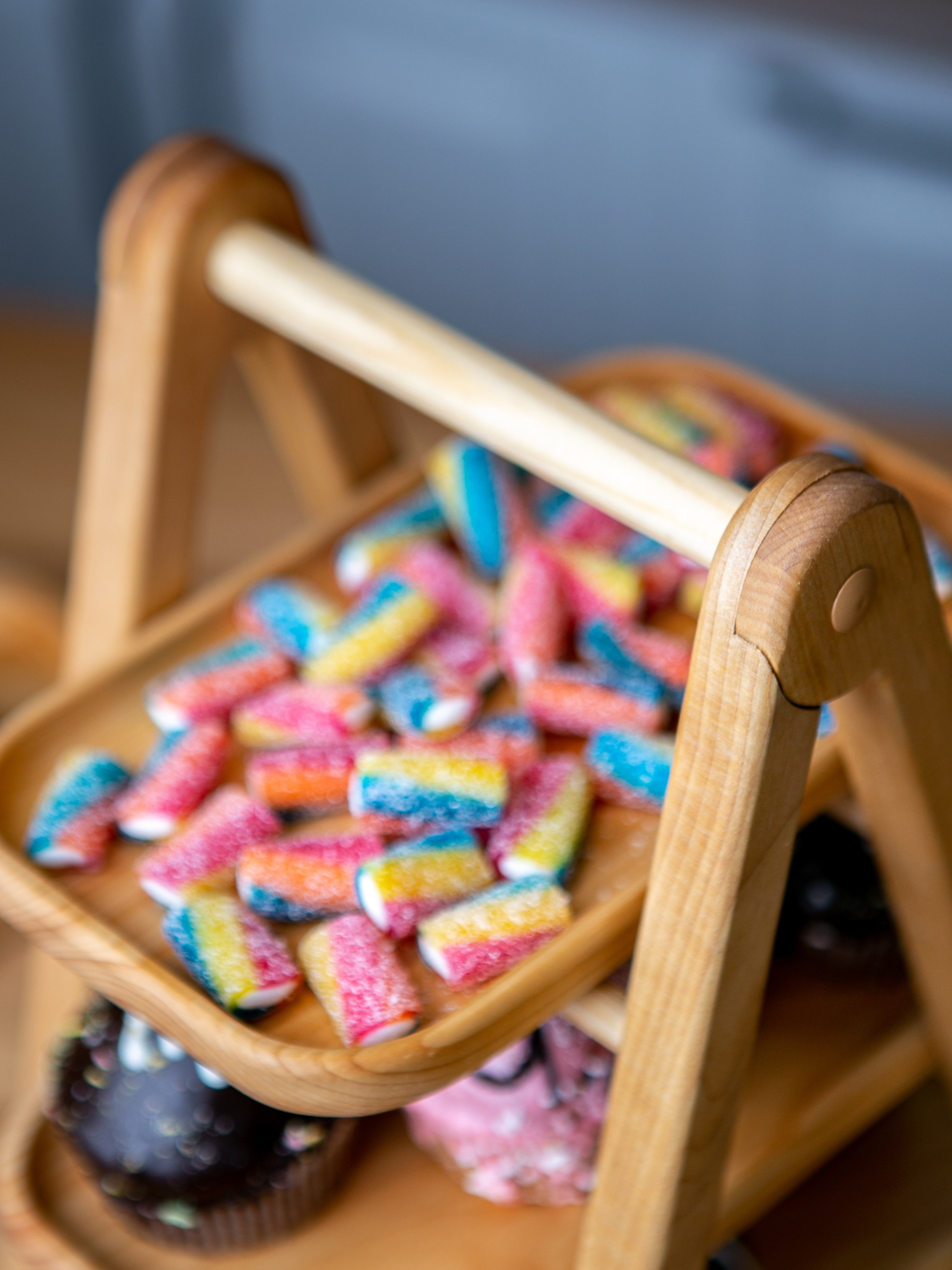 Подносы и этажерки. Контент фотограф, съемка для маркетплейсов, фуд съемка и репортажи в Новосибирске Ралия Галеева