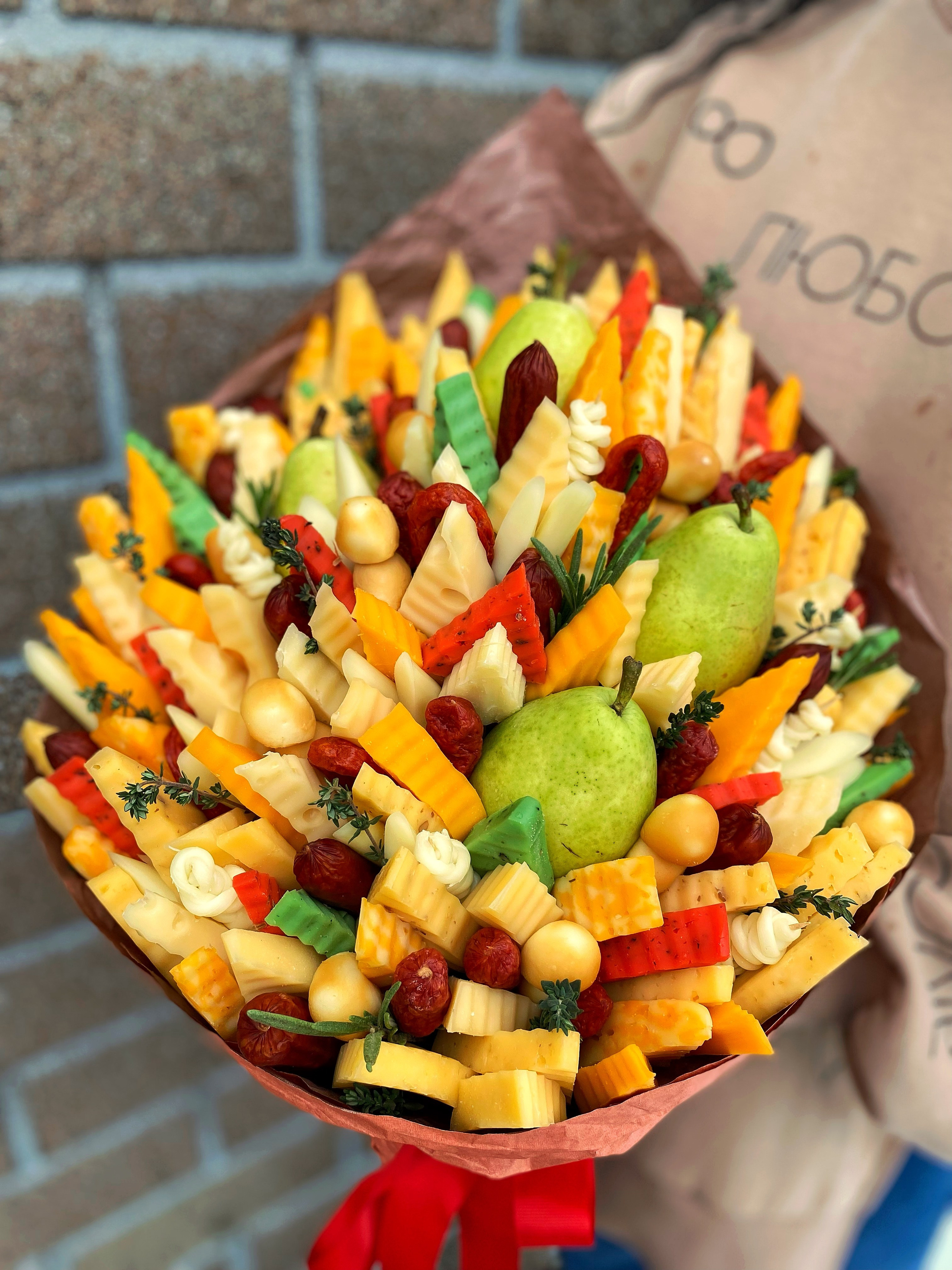 Сырные. Выездной кейтеринг, съедобные букеты, торты и сладости на заказ