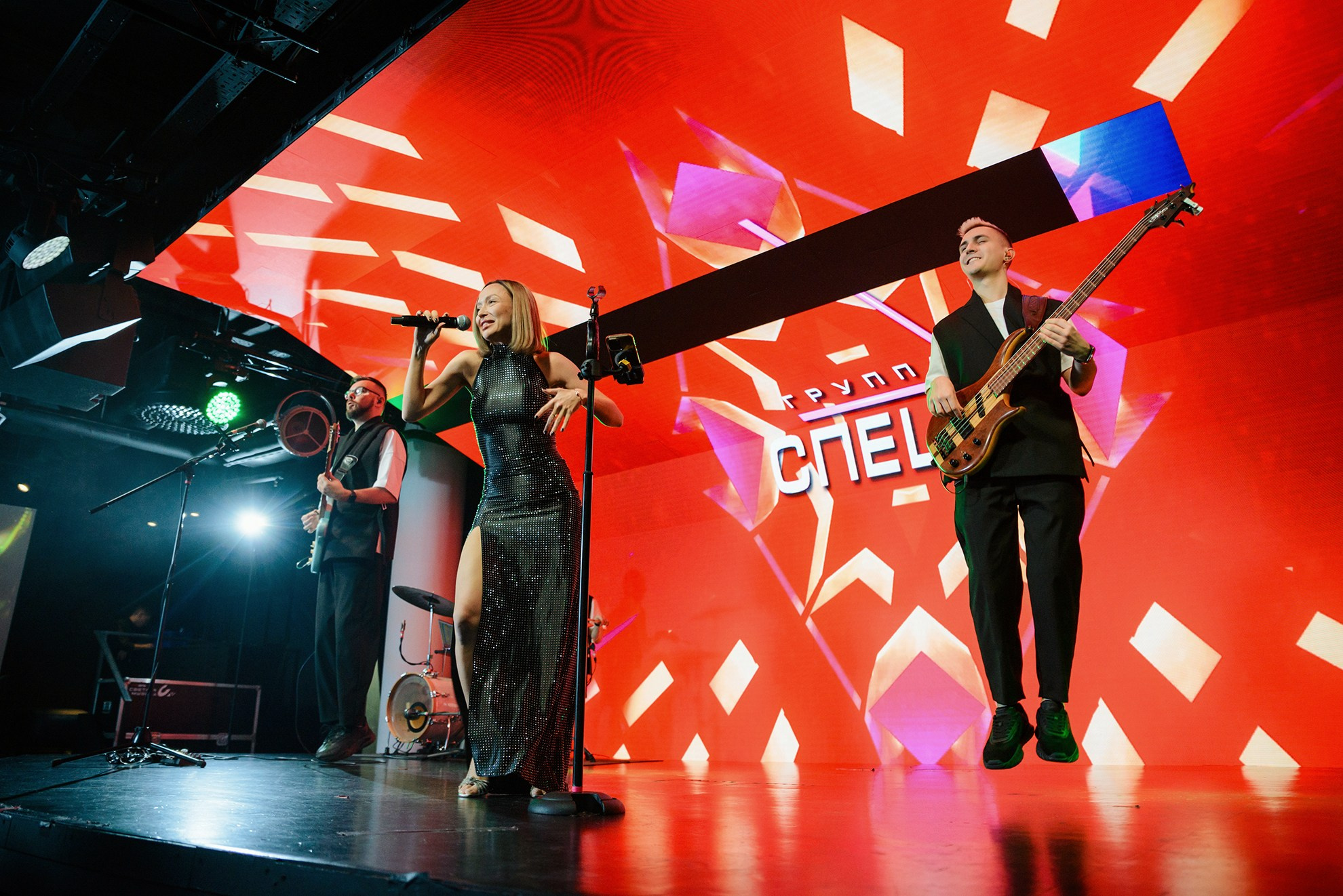 Корпоратив Жизнь Март. Константин Солодянкин — свадебный и репортажный фотограф в Екатеринбурге и Верхней Пышме