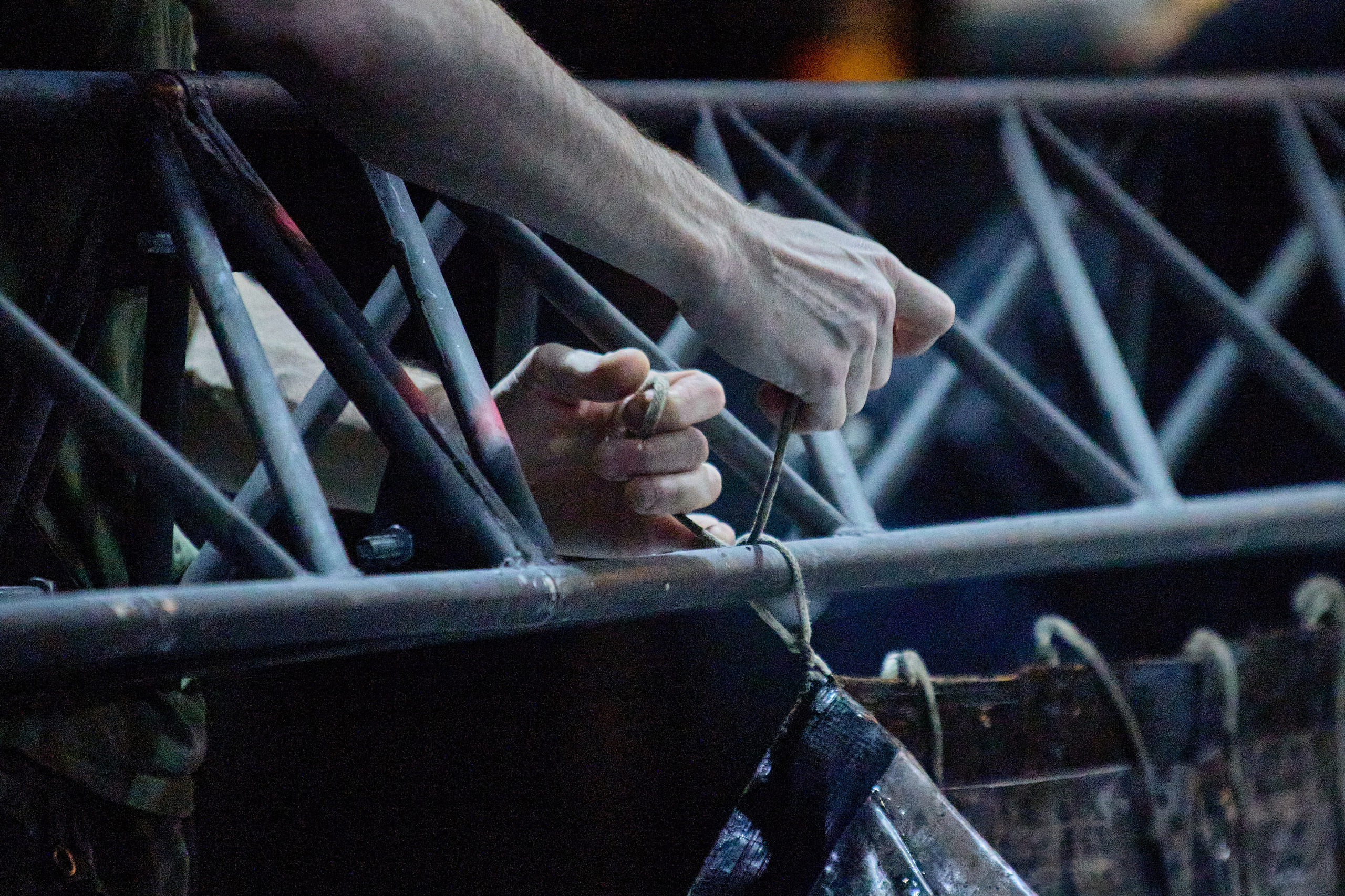 Монтаж спектакля Двойник. Фотограф Юлия Маринина