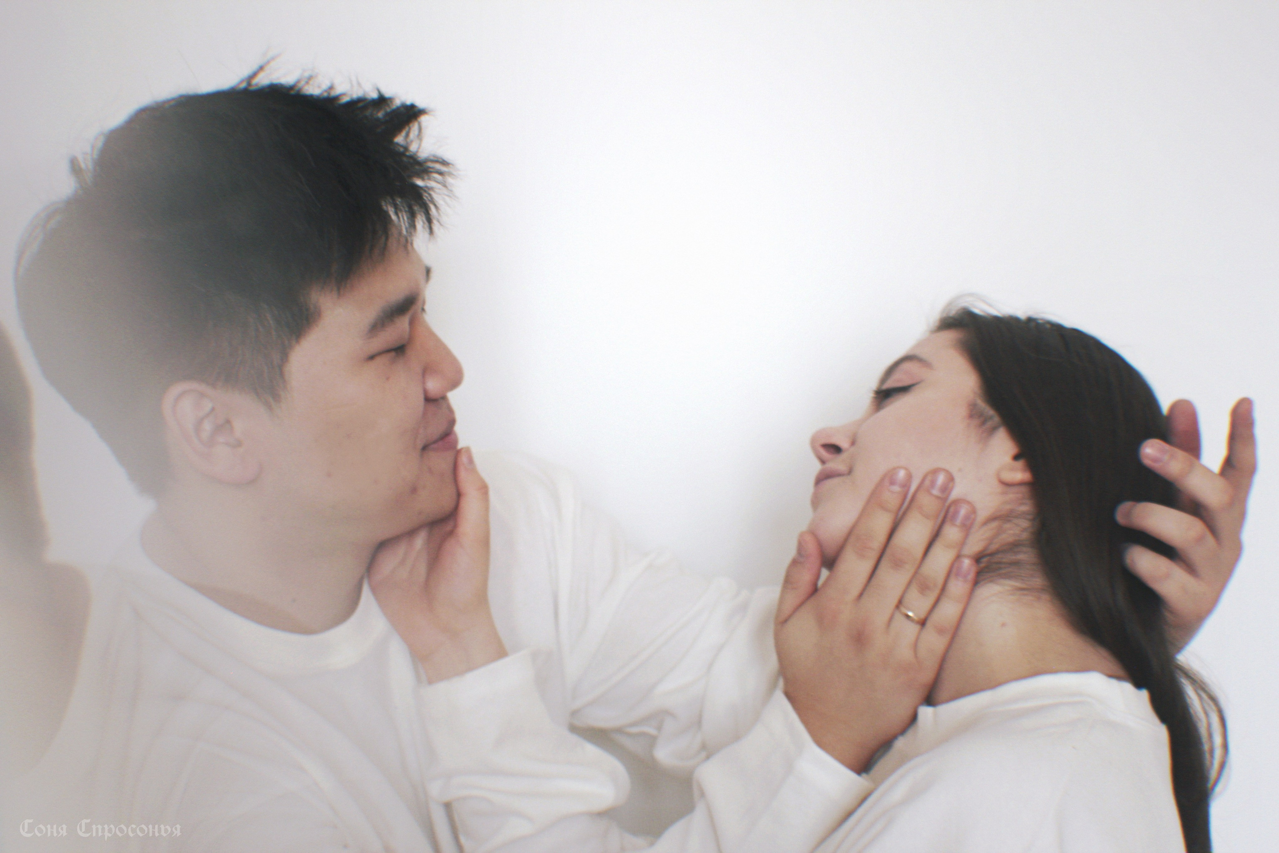 Лавстори Полина и Жора. Концертный и портретный фотограф в Москве Соня Спросонья
