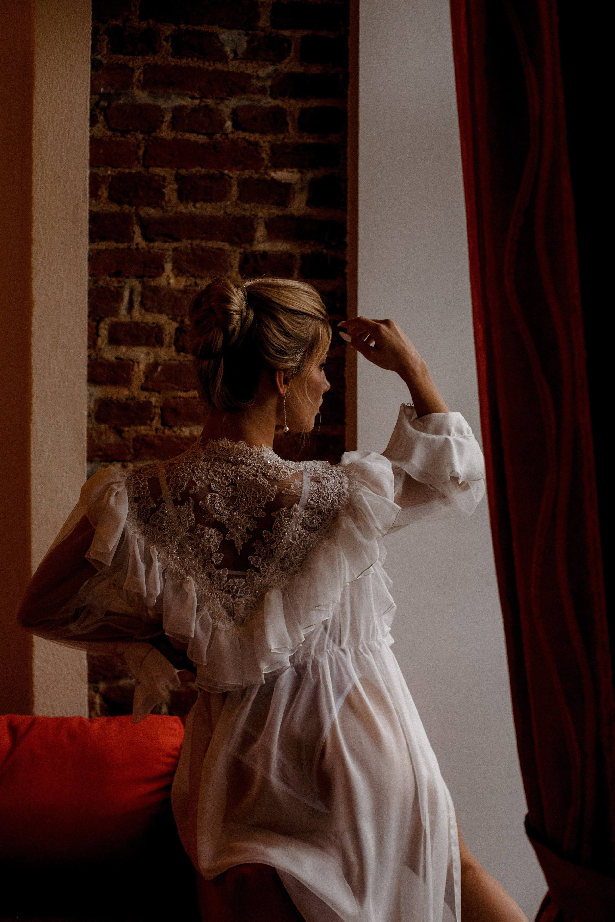 Утро невесты в Александр Хаус. Свадебный фотограф Санкт-Петербург  Москва