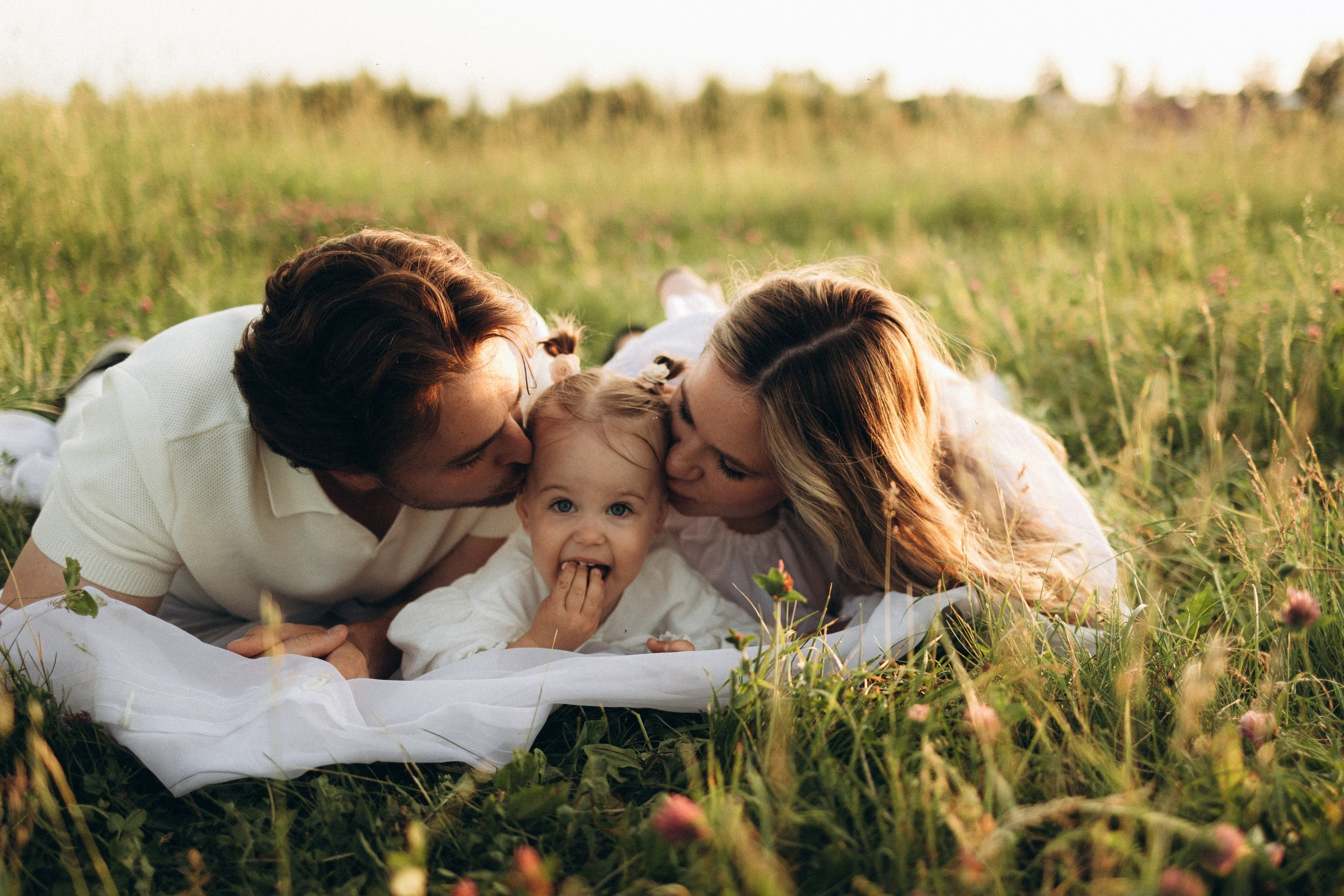 Артем, Катя, Маша и +1