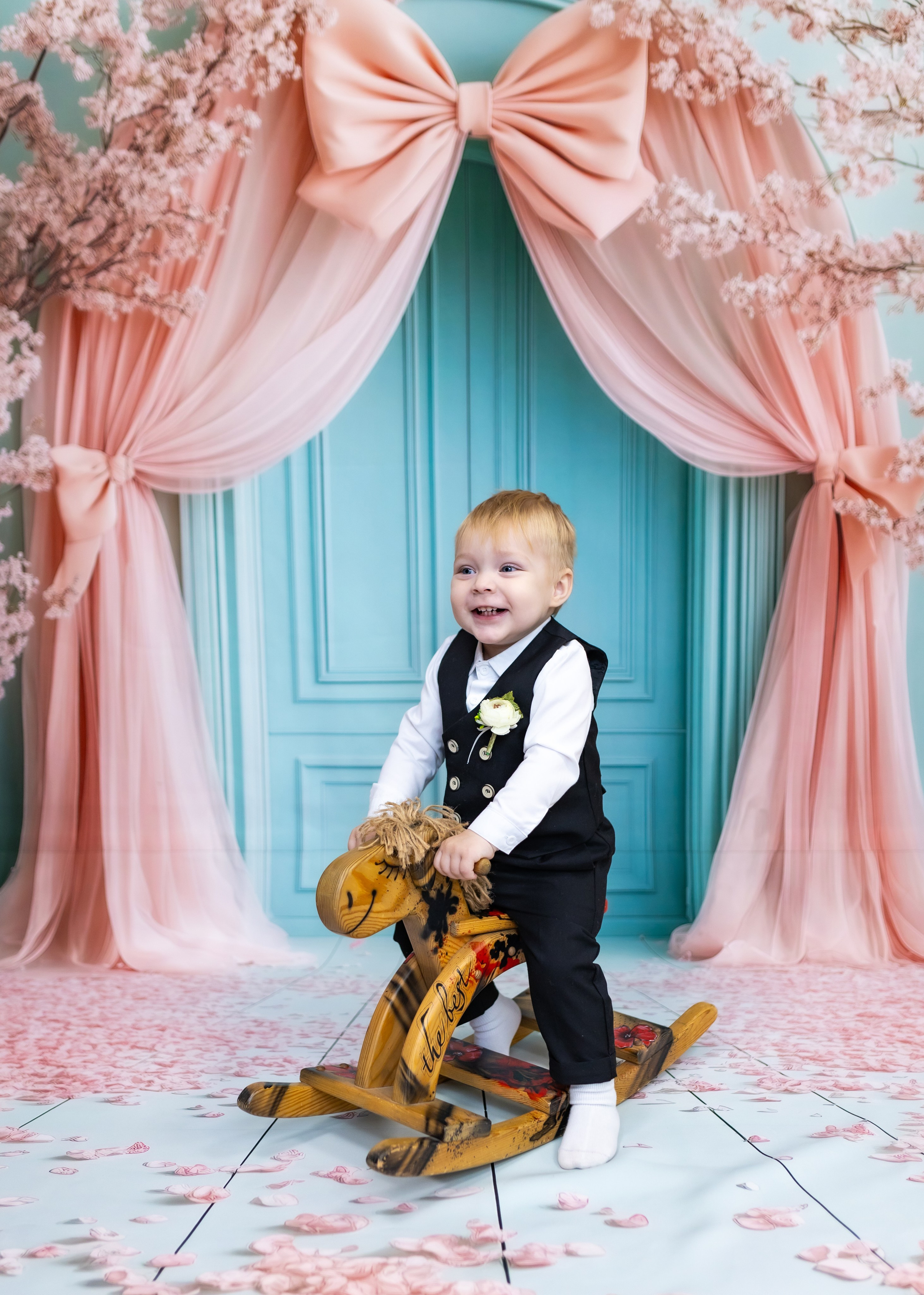 Розовый бант. Фотограф новорожденных. Детский и семейный фотограф Марьяна Юдина