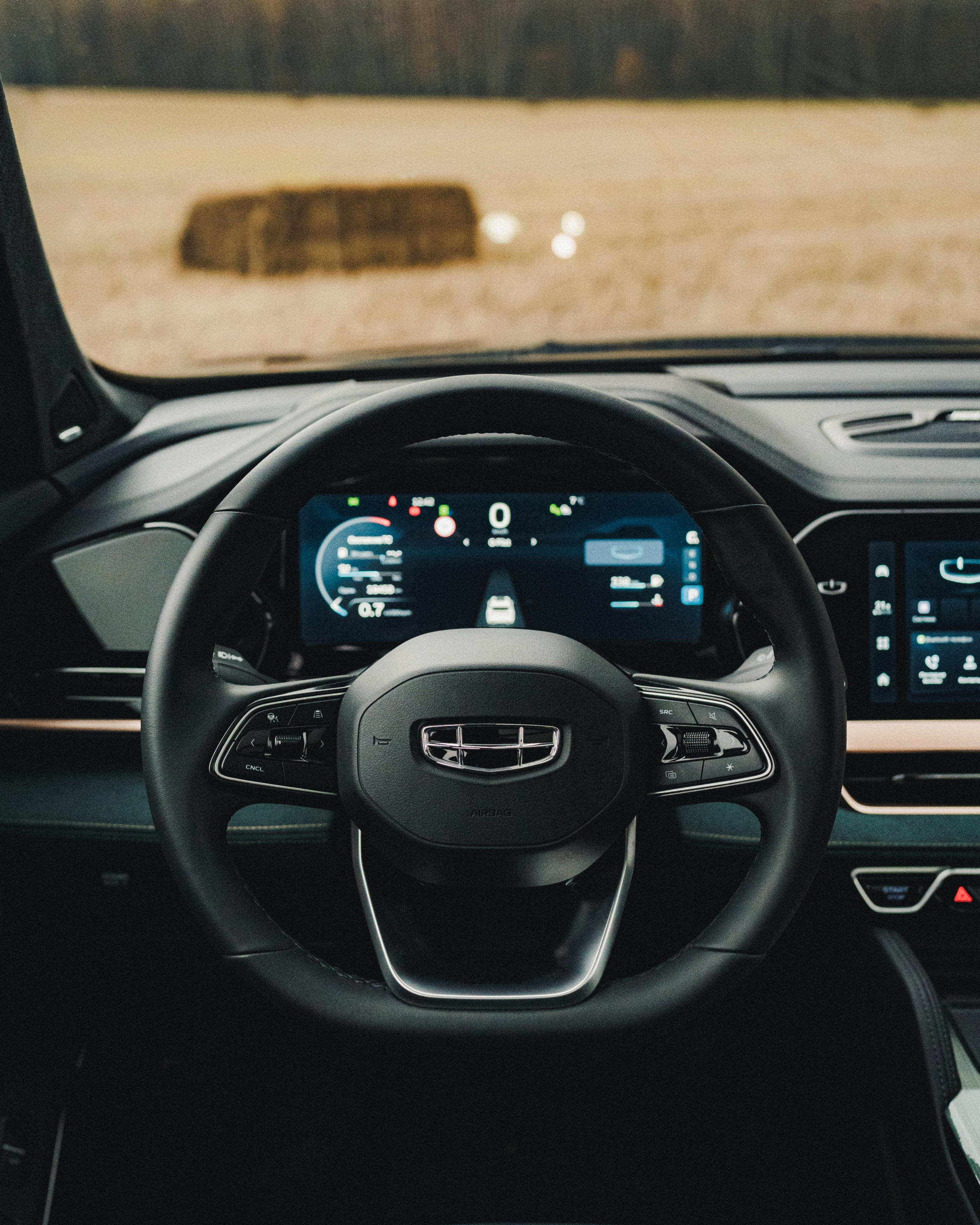 Автомобильная фотосессия Geely Monjaro для Geely Motors. Фотограф Илья К. в Москве