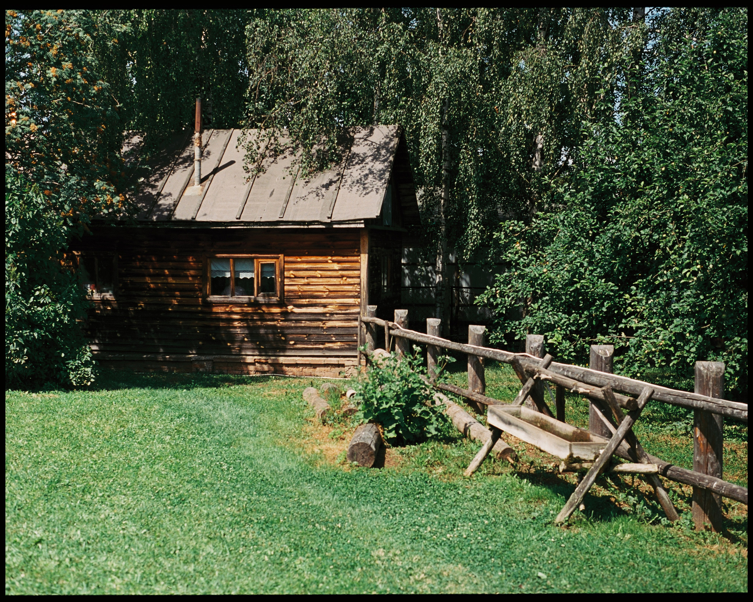SUZDAL. ANNA — PHOTOGRAPHER