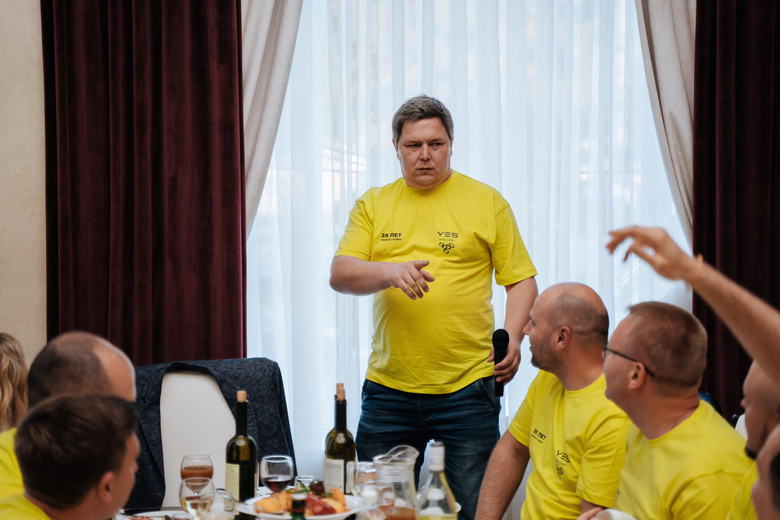 Yes Holding. Свадебный фотограф в Симферополе