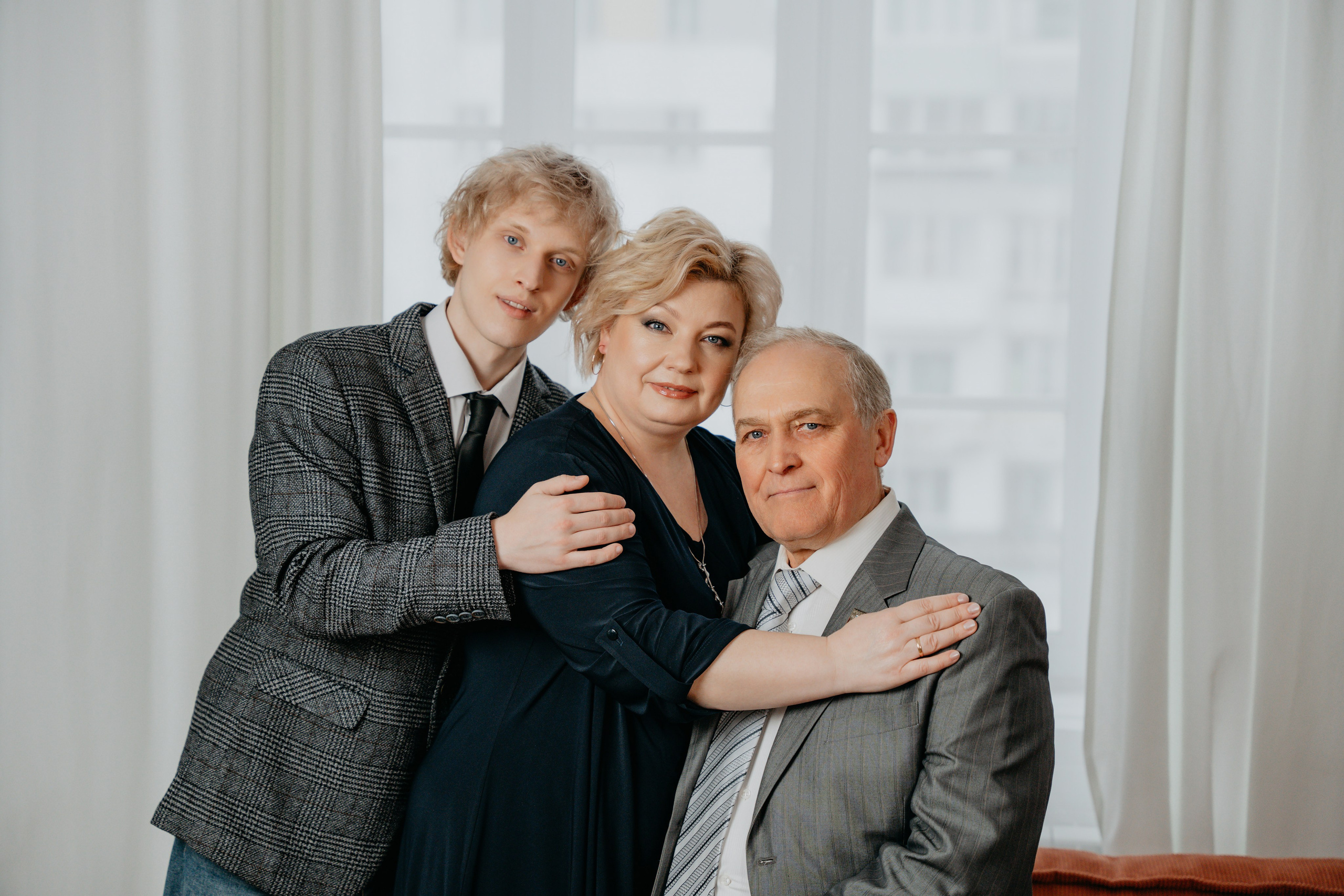 Дедушка, с днем рждения!