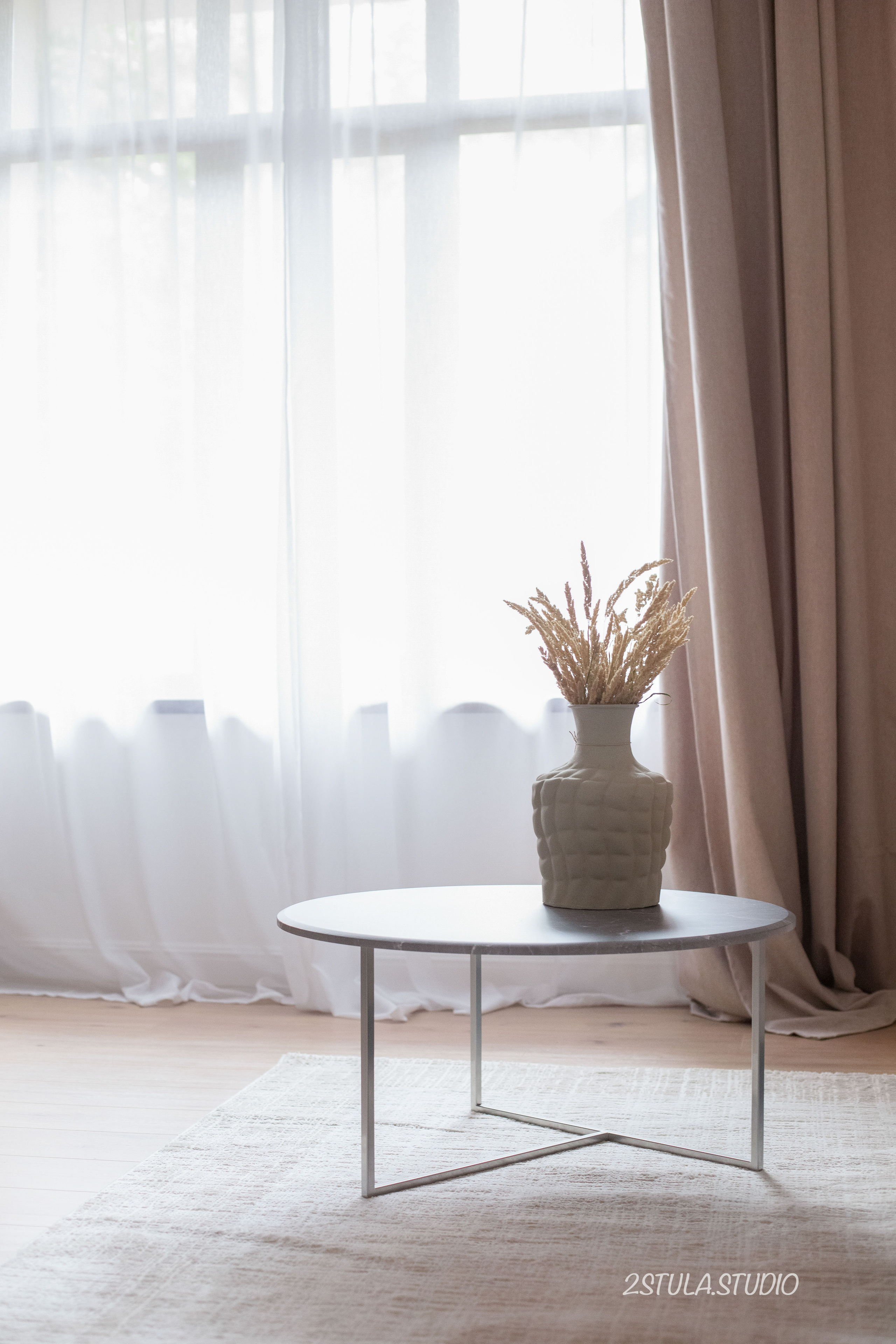 Кухня зал на Радостовца 72/1. Фотостудия Алматы — 2 Stula.Studio | Аренда залов