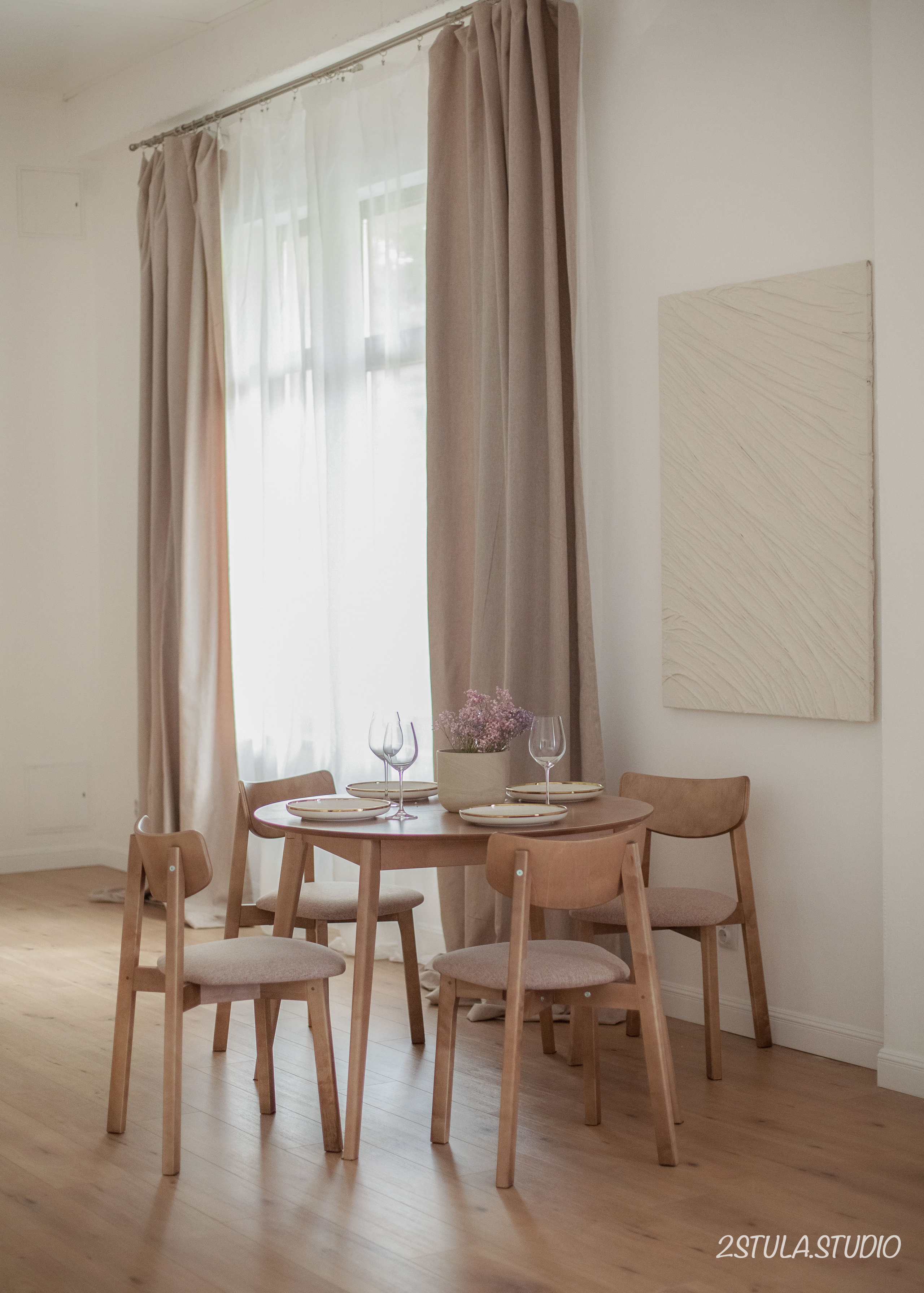 Кухня зал на Радостовца 72/1. Фотостудия Алматы — 2 Stula.Studio | Аренда залов