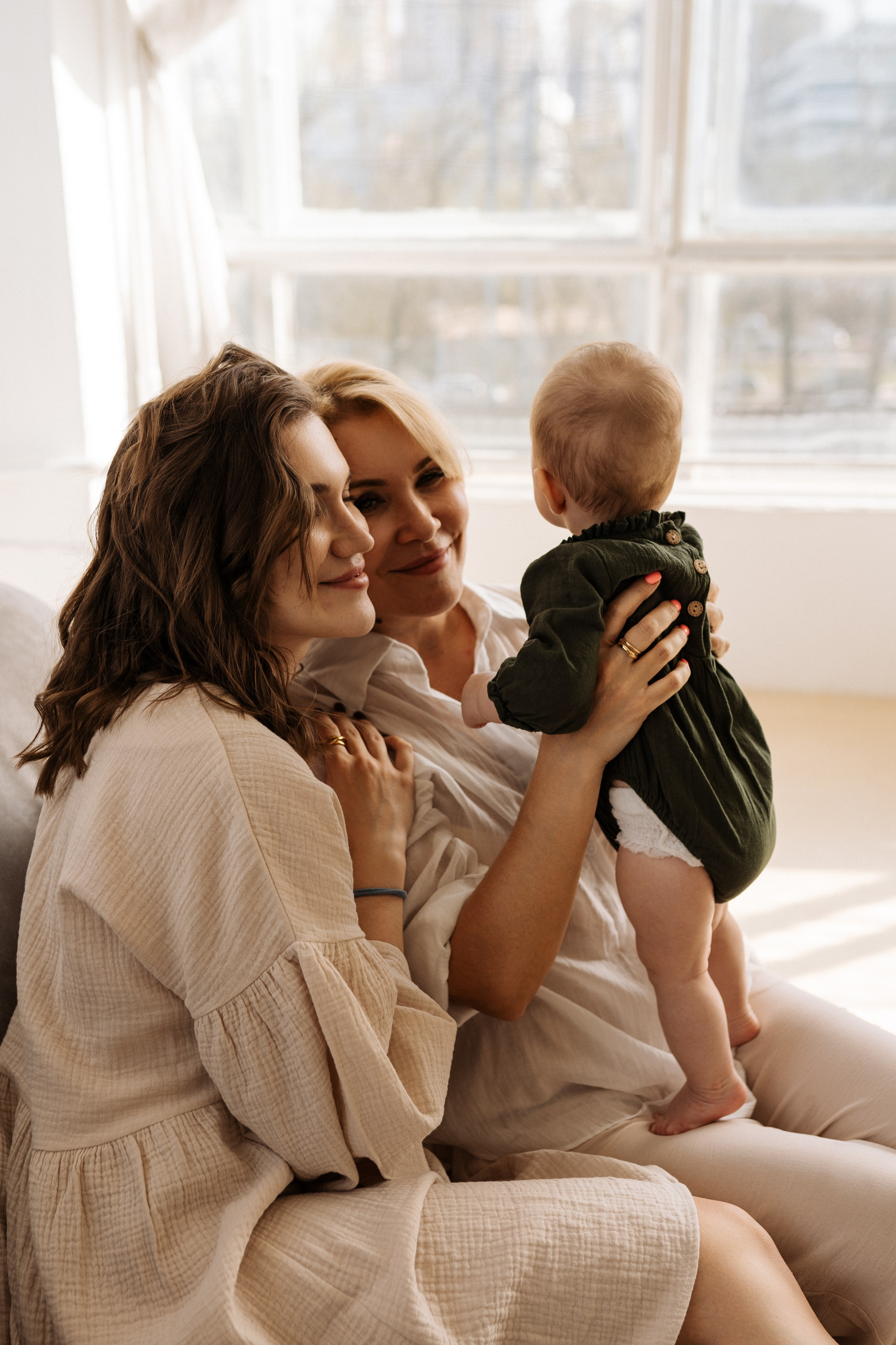 Семейная фотосессия в студии в Москве, семейный фотограф Анна Полушина. Свадебный фотограф в Москве Анна Полушина