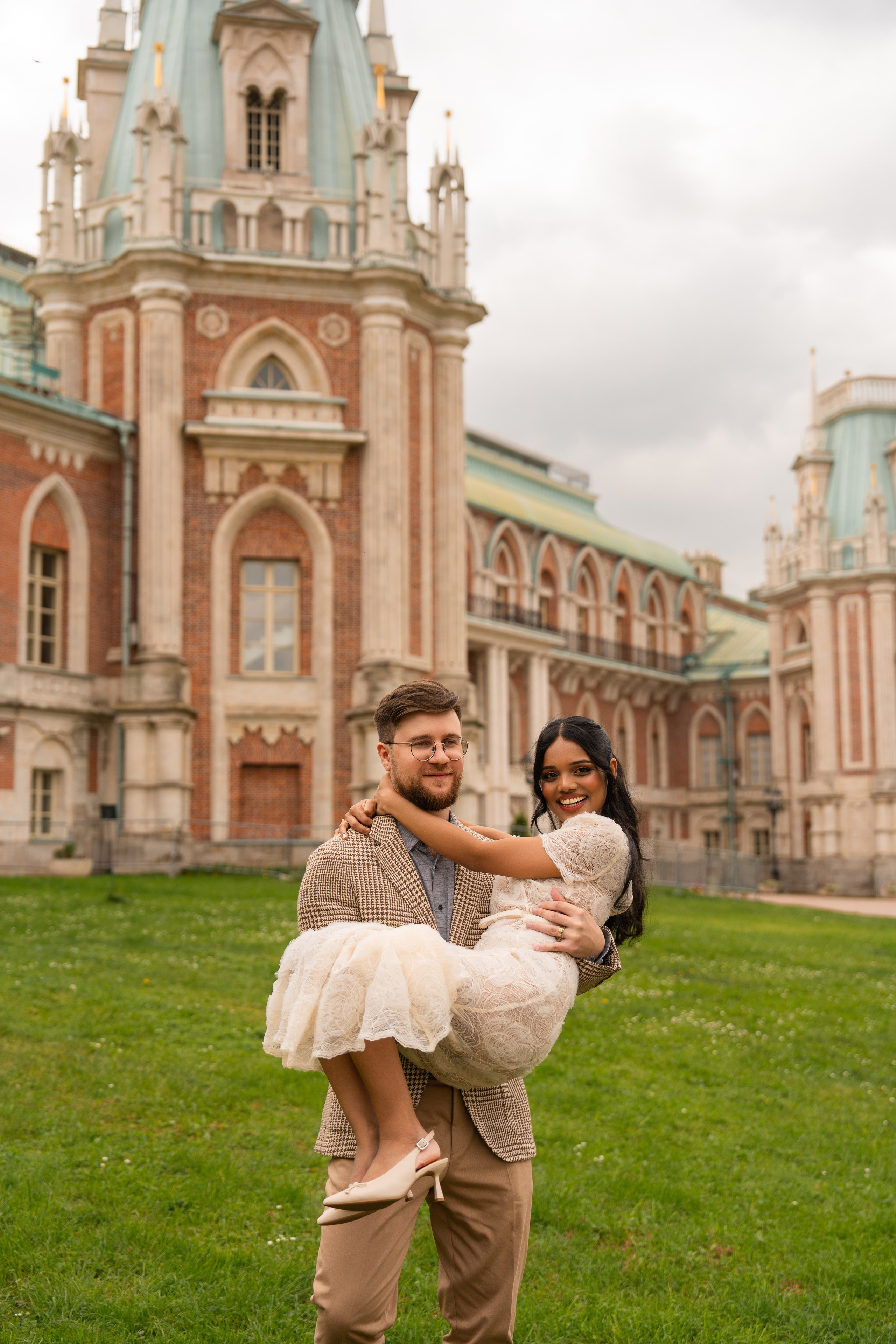 Максим и Харша, Царицыно. Свадебный фотограф в Москве Анна Полушина