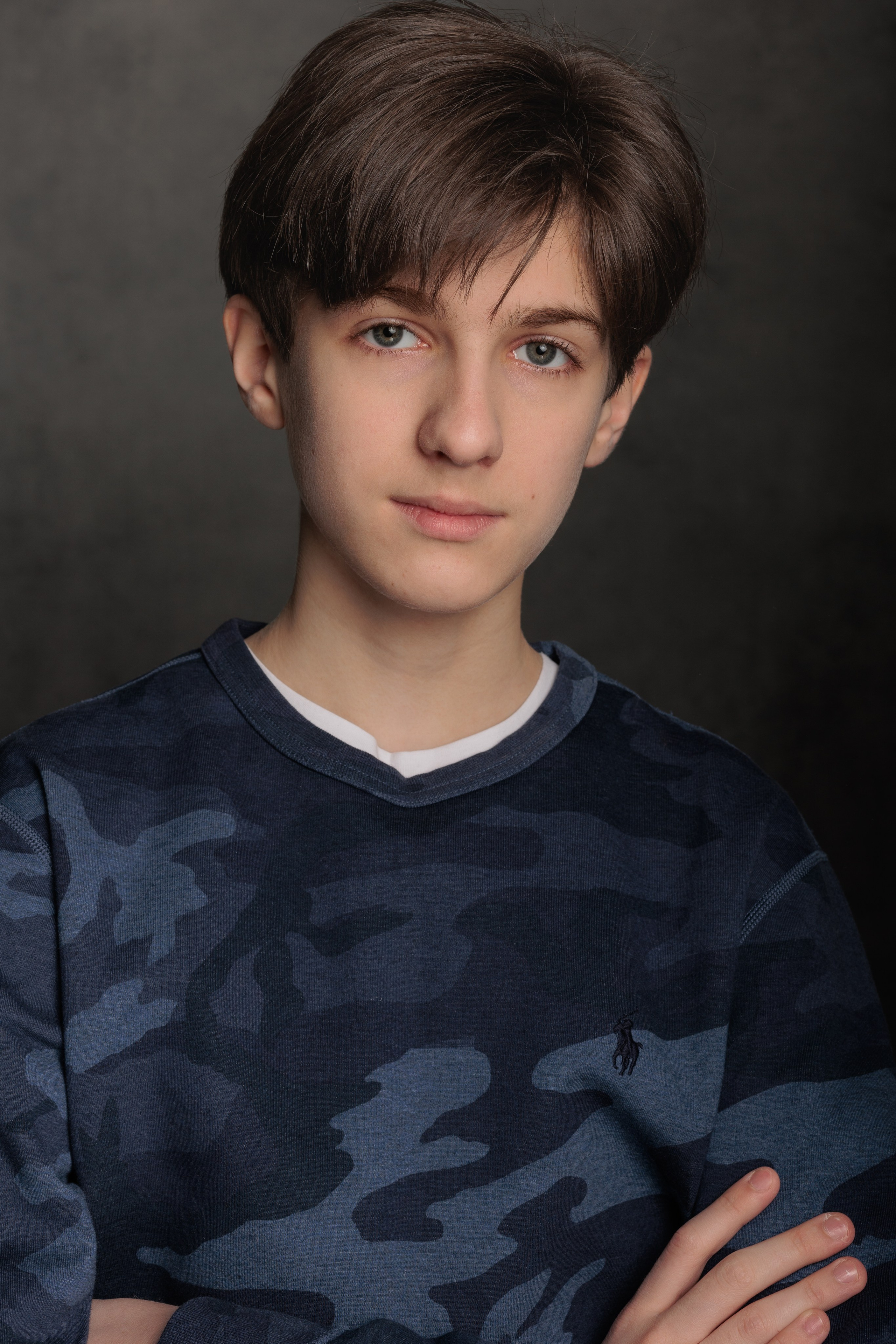 АРТЕМ. Я фотограф из Москвы к Вашим услугам