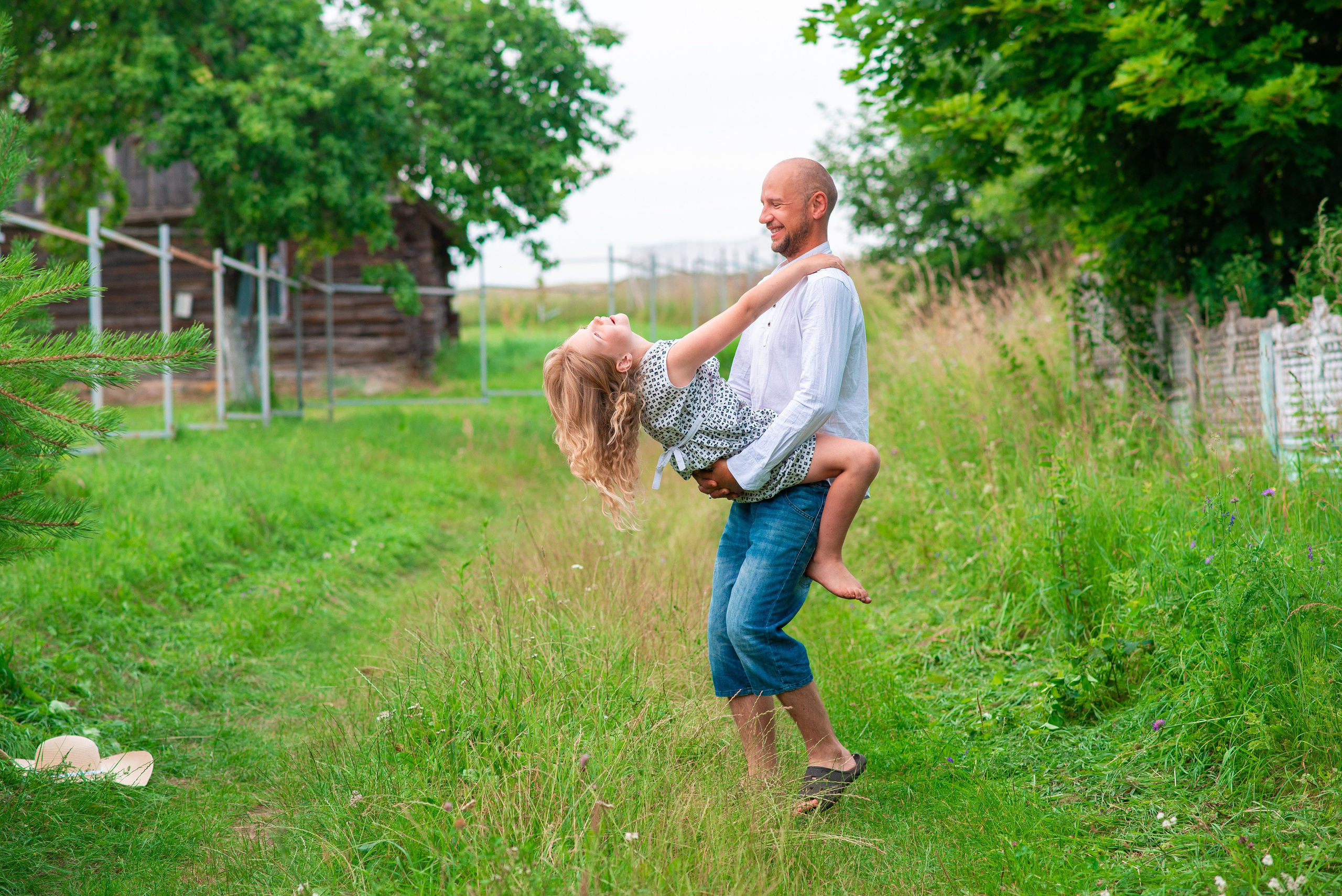Деревенская история. Семейный фотограф на выписку из роддома и крещение Минск Настя Гришук