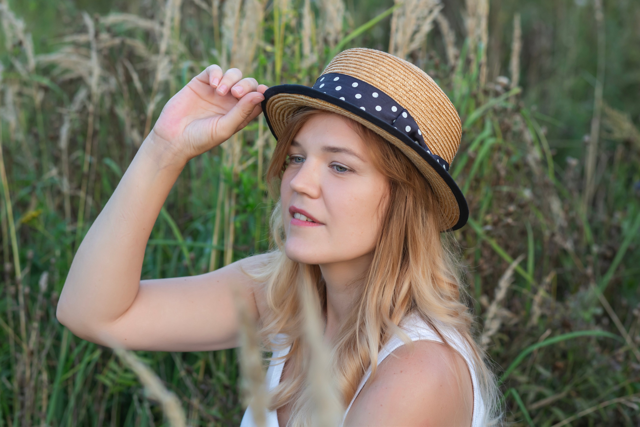 В поле…. Семейный и детский фотограф в Москве и МО — Александра