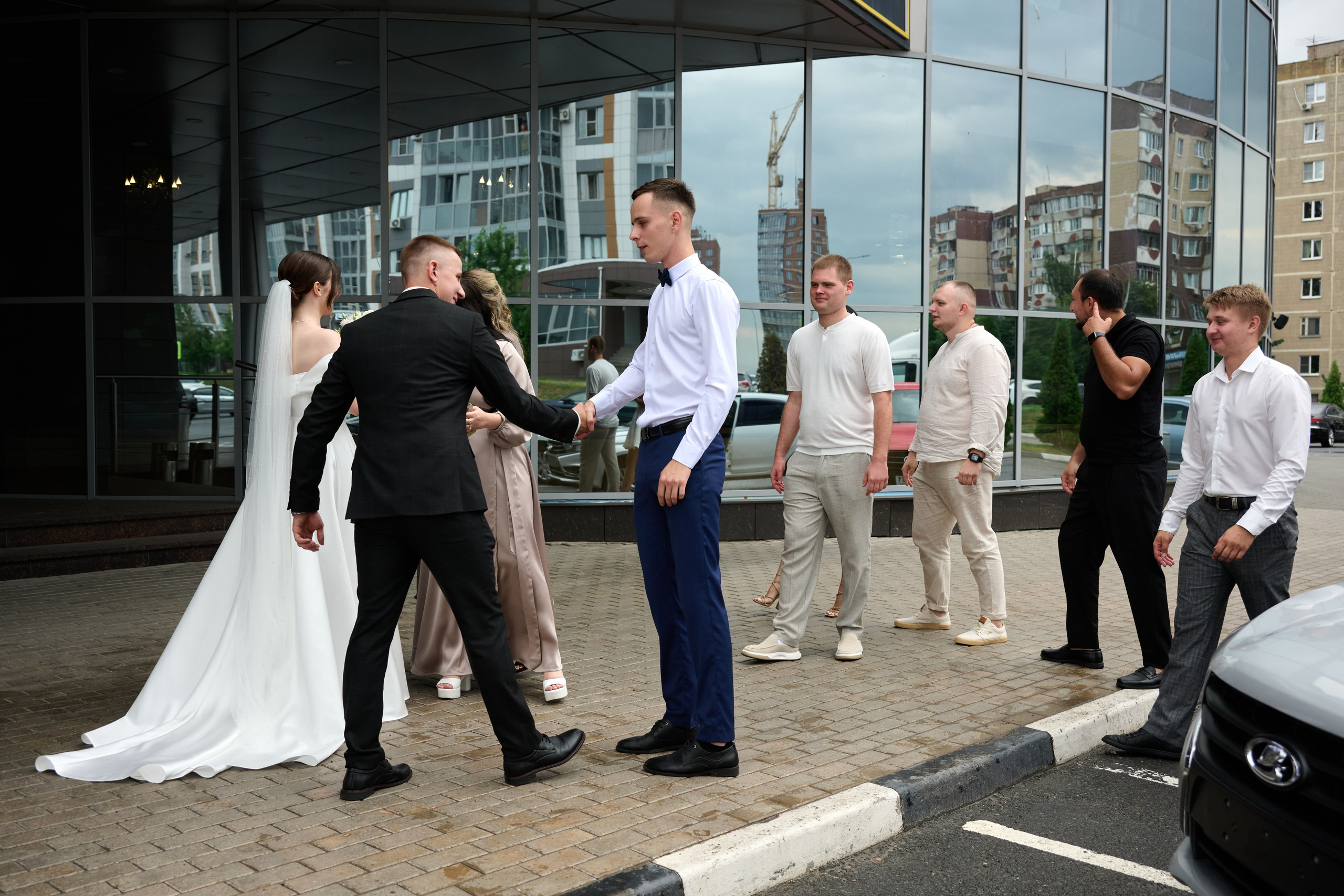 Свадебная фотосессия Никиты и Ангелины в Старом Осколе. Профессиональный фотограф Старый Оскол, Губкин — свадьба, венчание, крещение, юбилей и день рождения