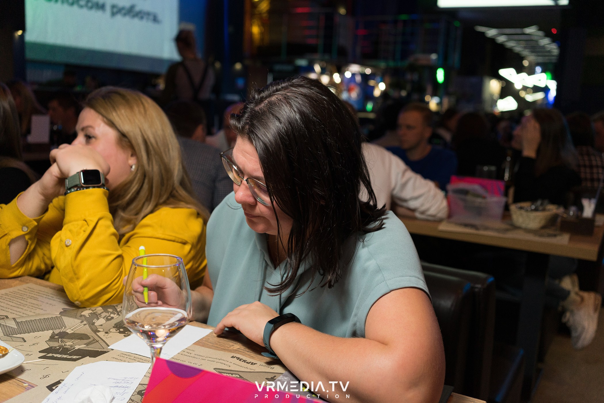 WoW QuiZ в баре «Друзья»