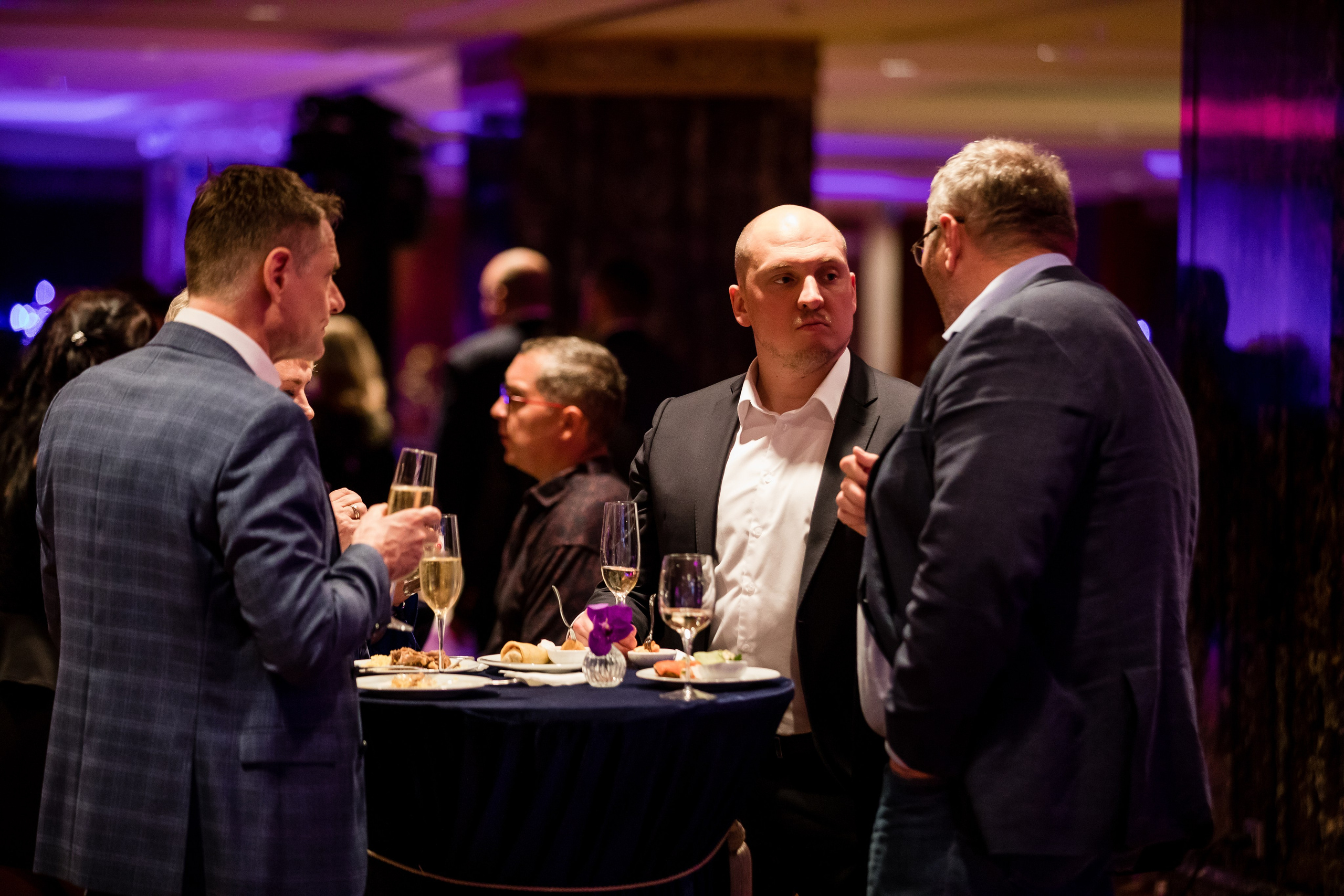 ПСБ. Репортажной и Свадебный фотограф Слава Цесарь