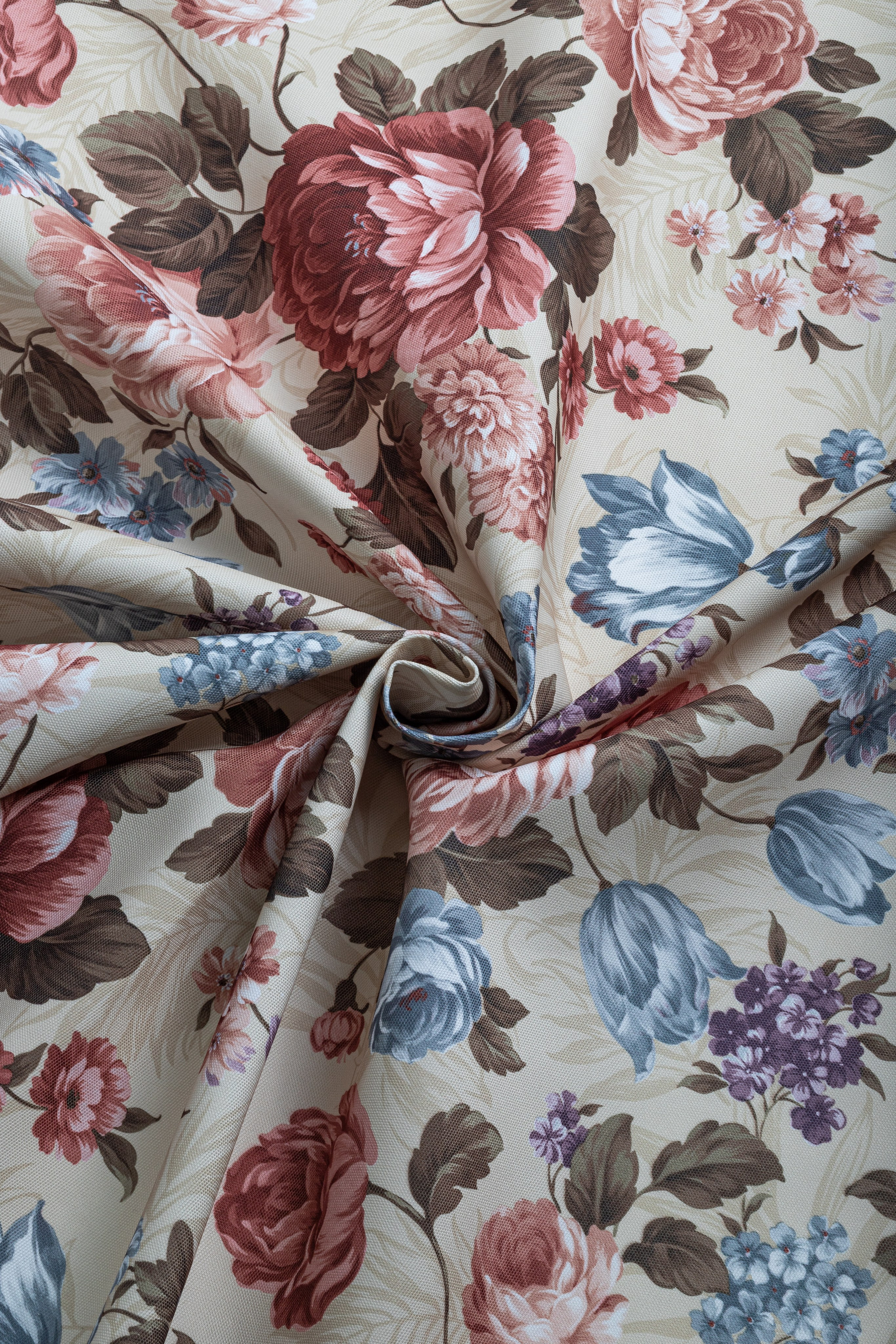 Предметные фотографии. Иван Потапенко — предметный и фуд-фотограф в Тюмени