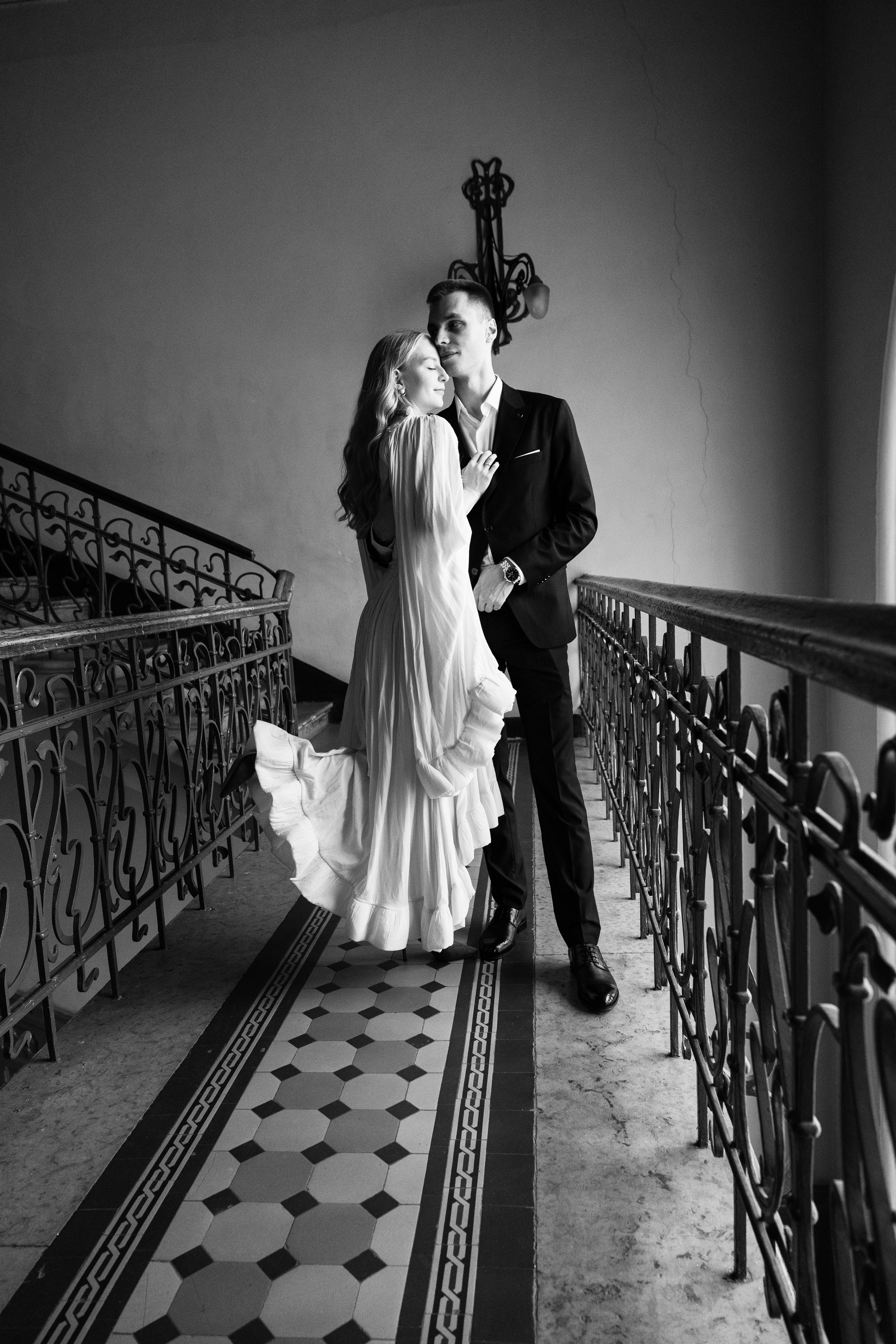 Даша и Константин Витебский вокзал. Фотограф/видеограф в Санкт-Петербурге Динара Гольдина