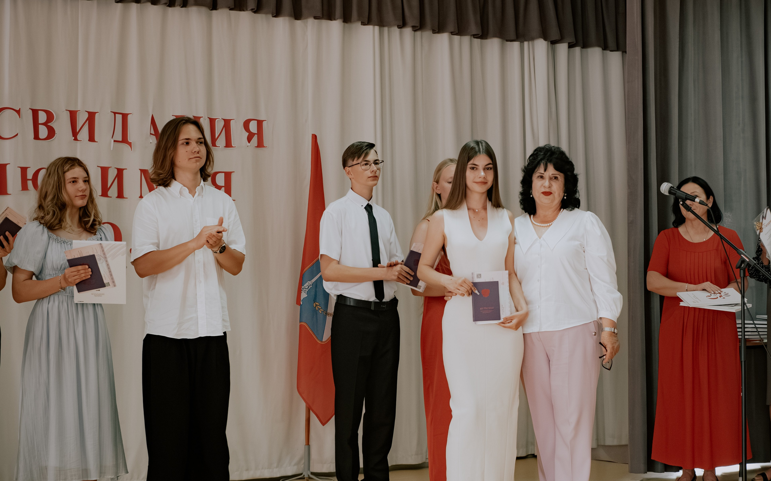 Кейс — Школьный выпускной. Коммерческий и Портретный Фотограф Симферополь Крым Максим Махо