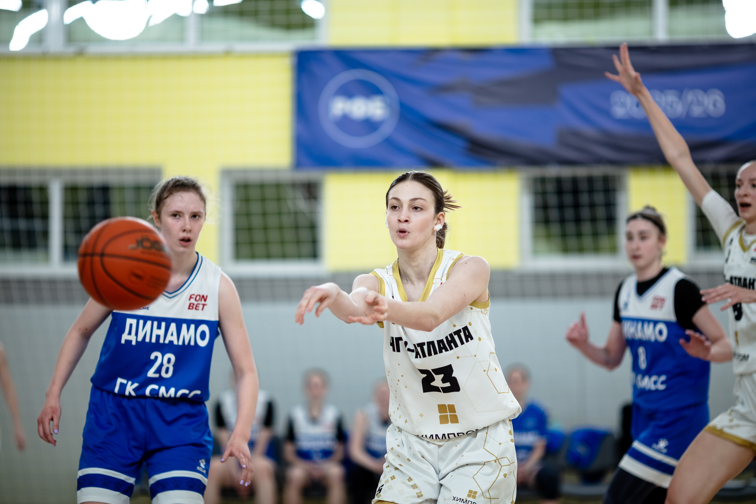 ЧГУ-Атланта — Динамо / 1 игра. Фотография