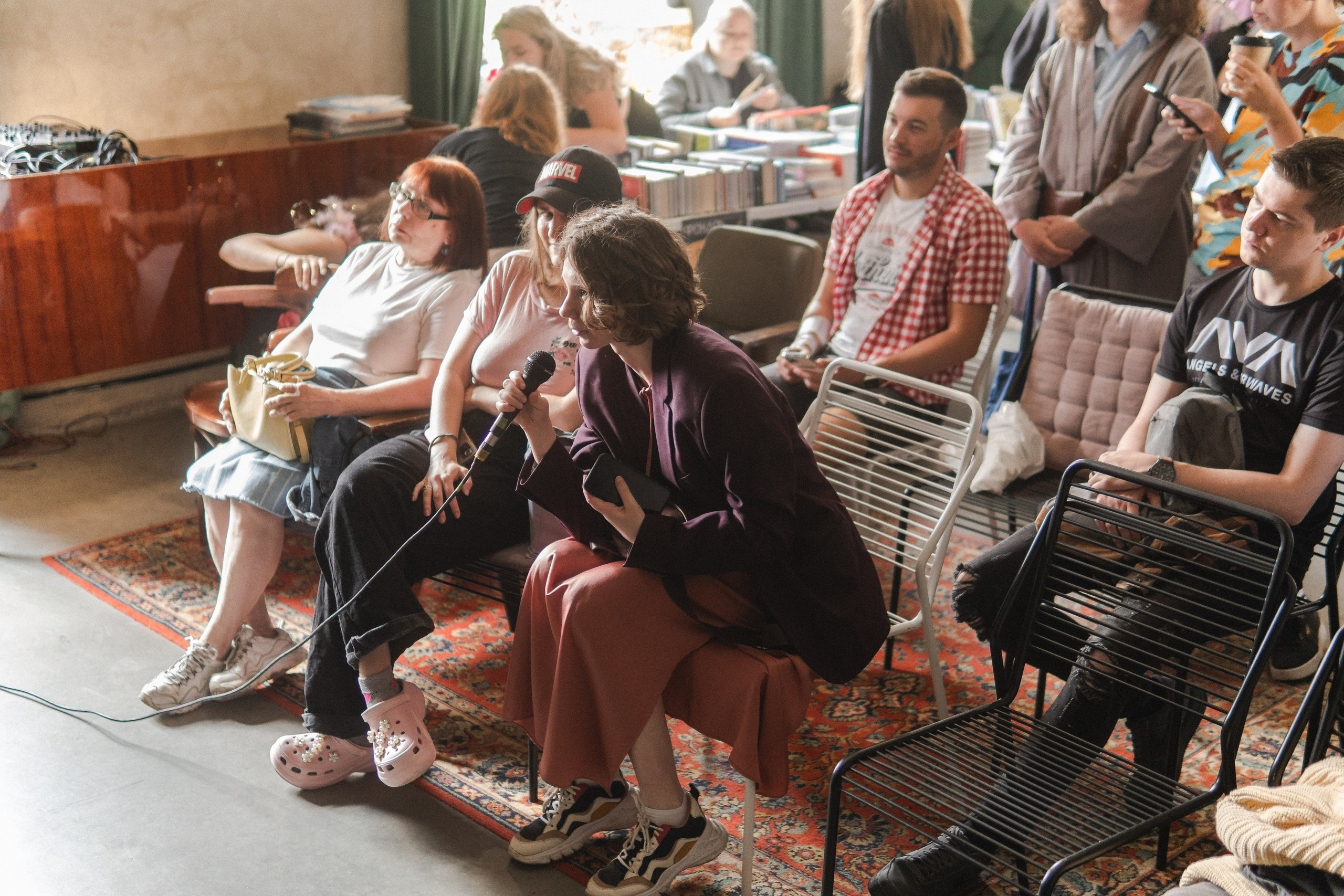 Благотворительный книжный маркет «ФОНАРЬ». Портретный и репортажный фотограф в Воронеже: Анастасия Пузикова