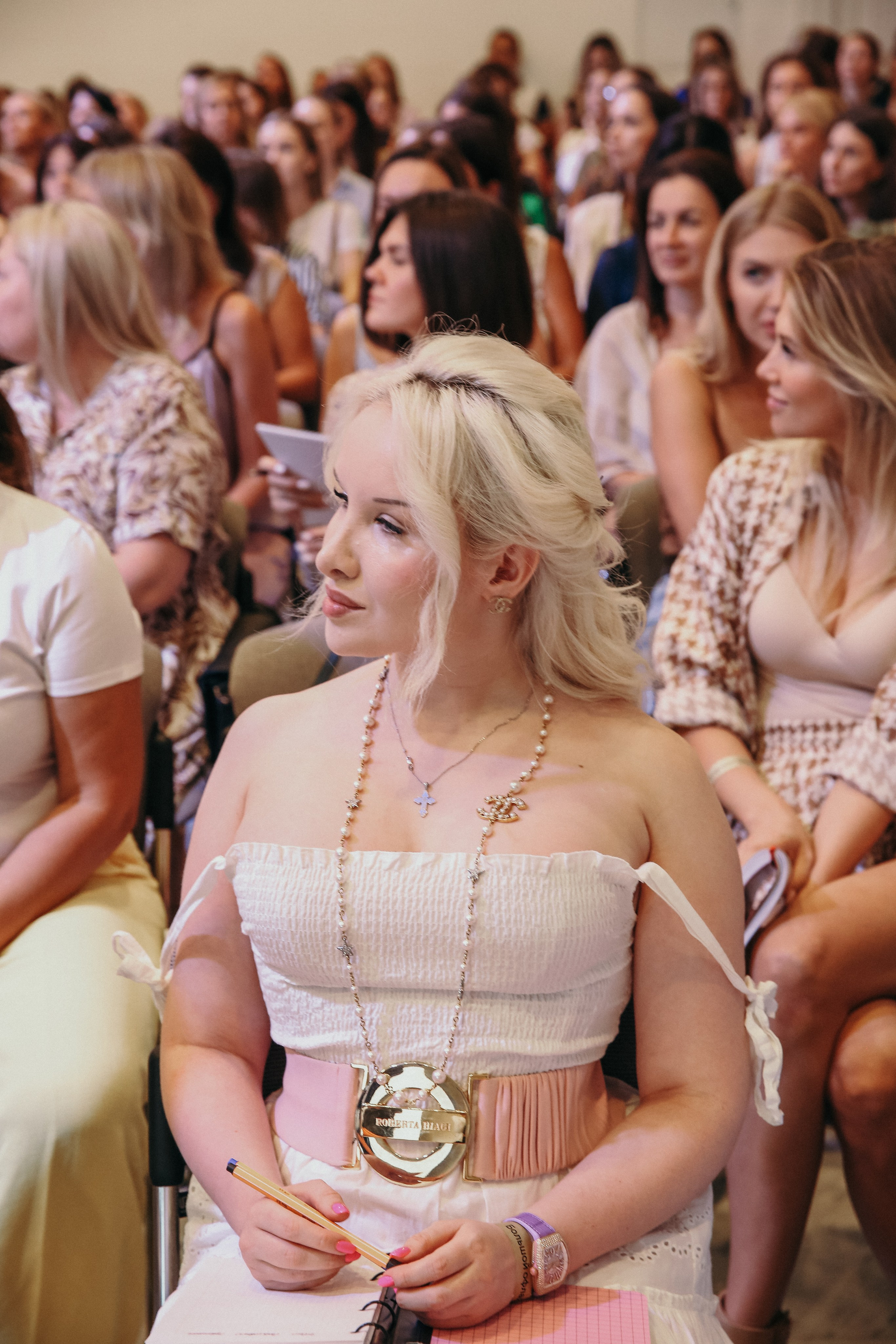 Тренинг Евгении Павловской. Фотограф и видеограф Анна Домашенко