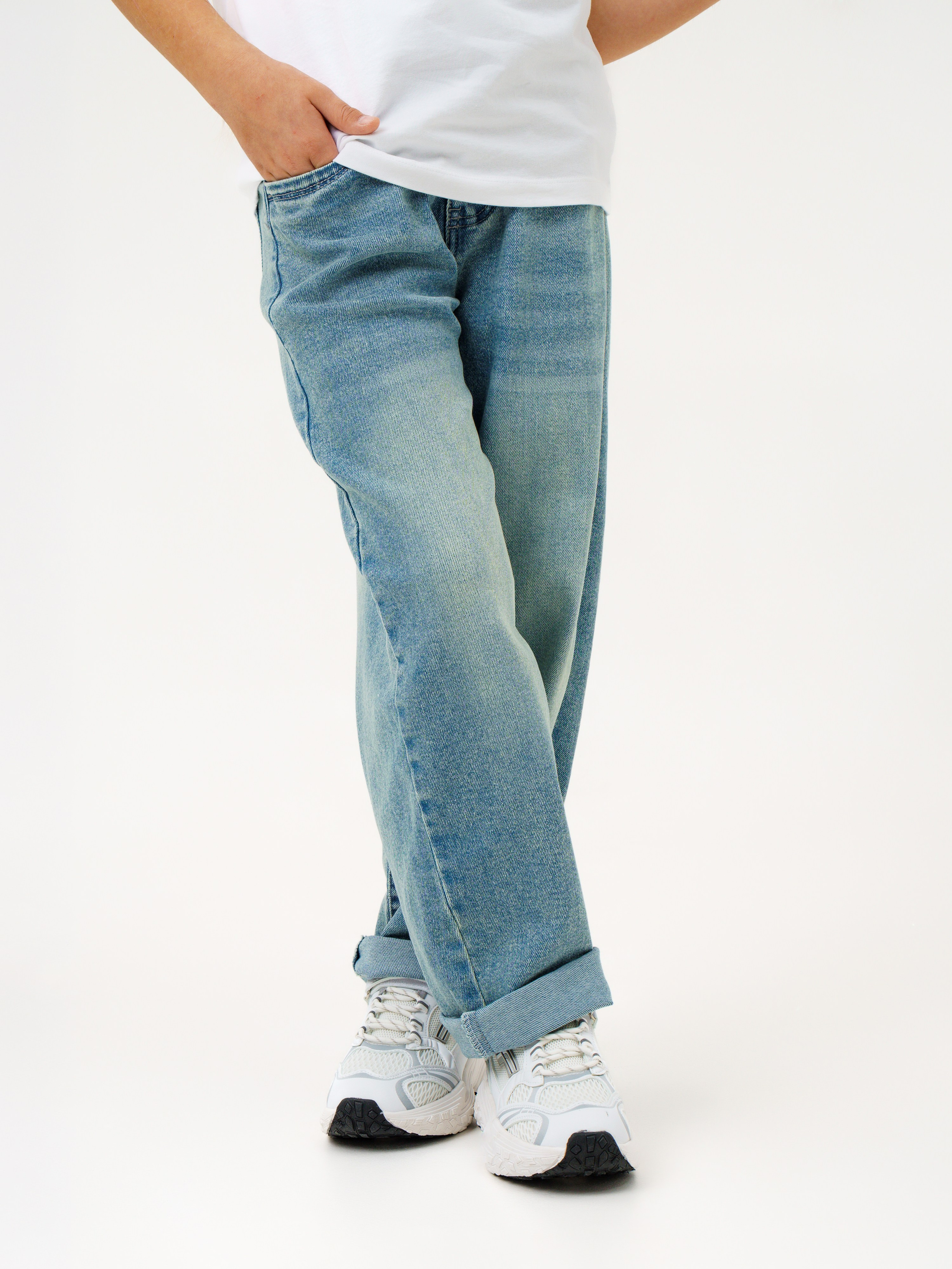 Детские джинсы. Макаров Сергей|Creamlebot Фотограф города Ростов-на-Дону