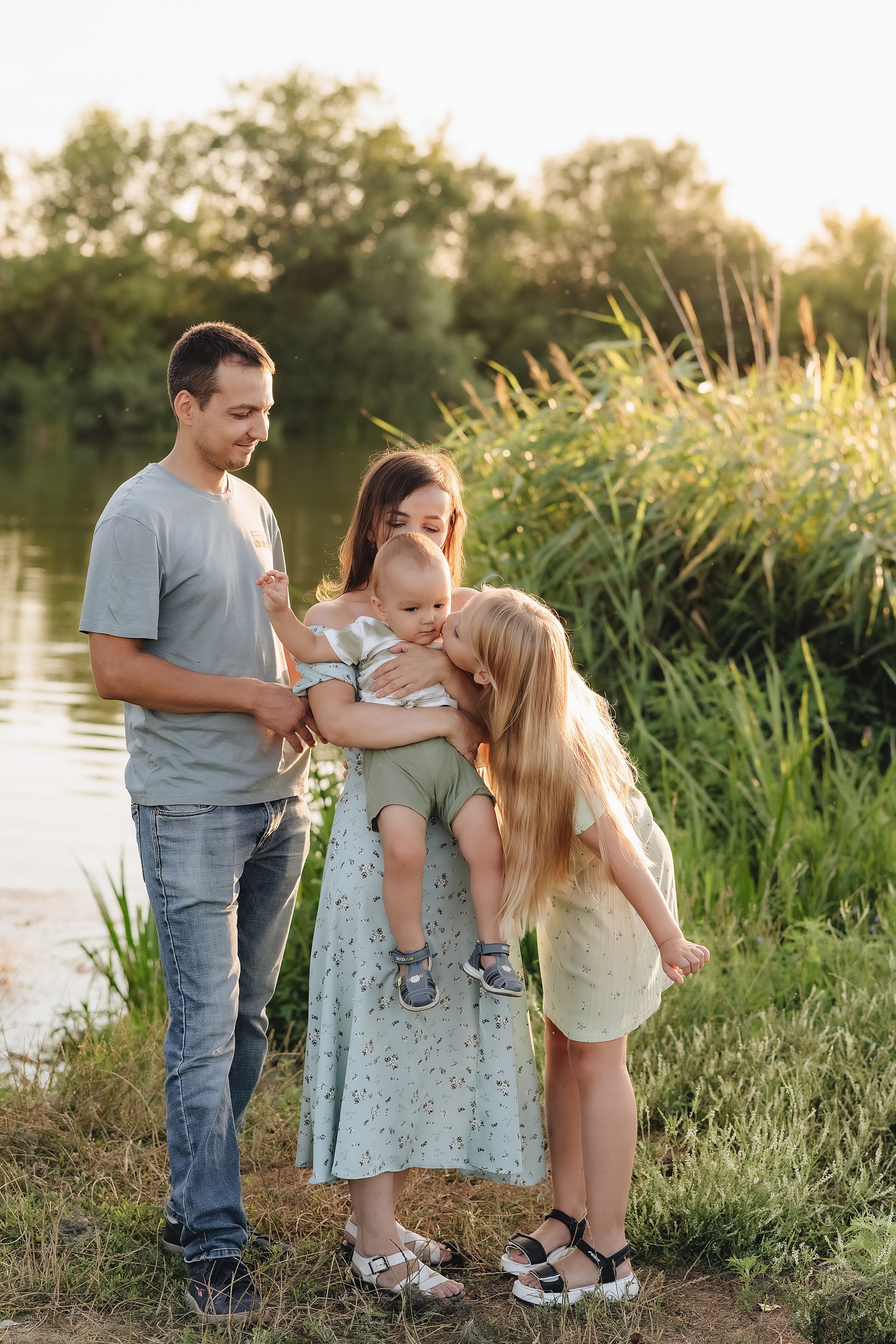Семейная съемка на закате. Фотограф Карина Шмулёва. Воронеж и область