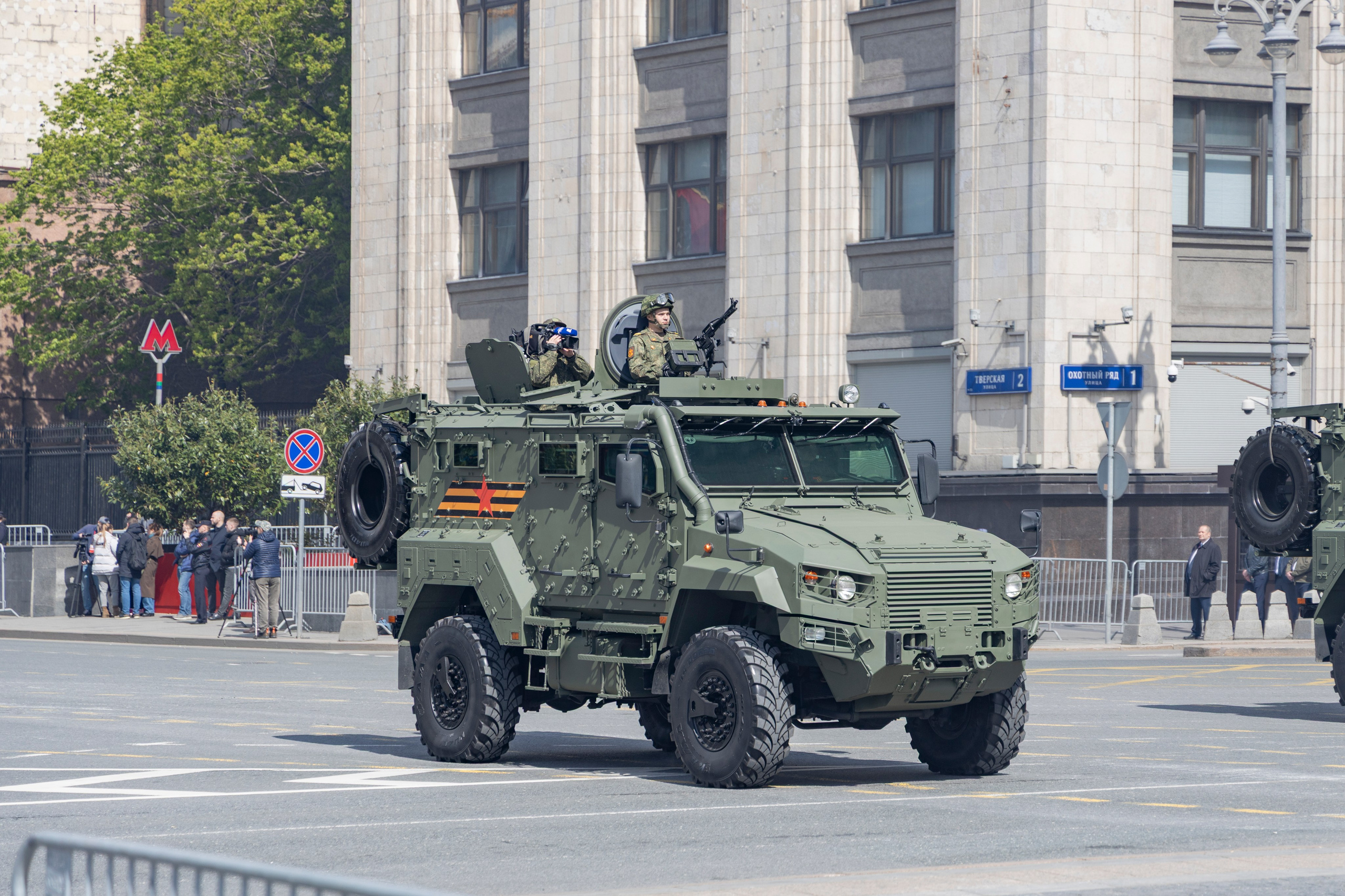 Репетиция парада победы 7 мая 2025 боевая техника. Репортажный, семейный и студийный фотограф в Москве Демин Алексей