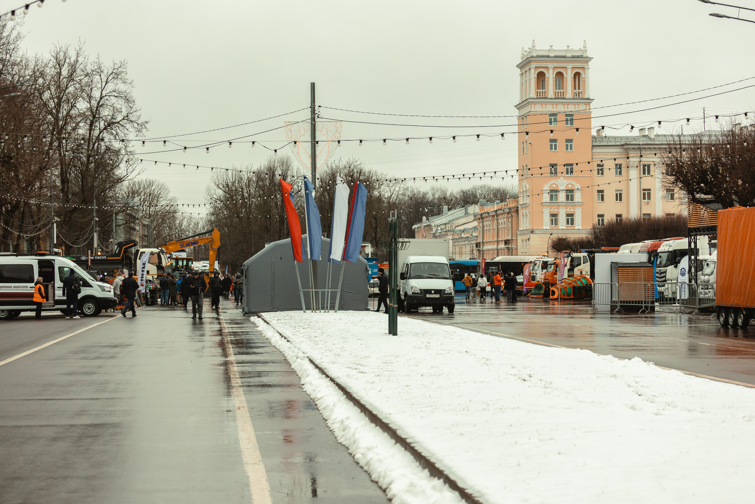 Выставка спецтранспорта «Ярмарка Ваканский» — Смоленск 19.03.2025. KiPPER Gallery — Фотограф