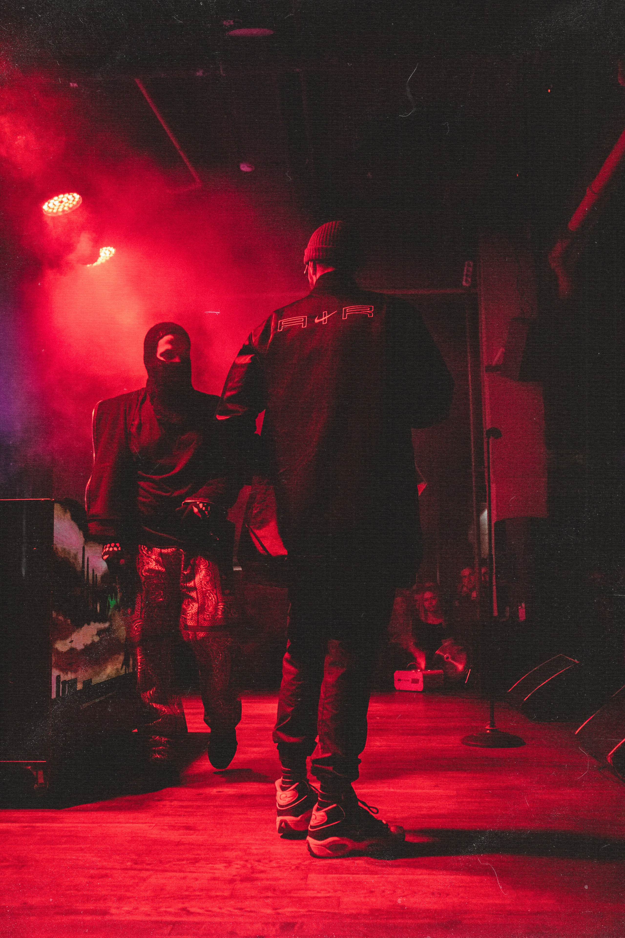 Фотоотчёт с концерта Mnogoznaal в Уфе. Свадебный и семейный фотограф в Уфе и Башкирии Дмитрий Коломеец