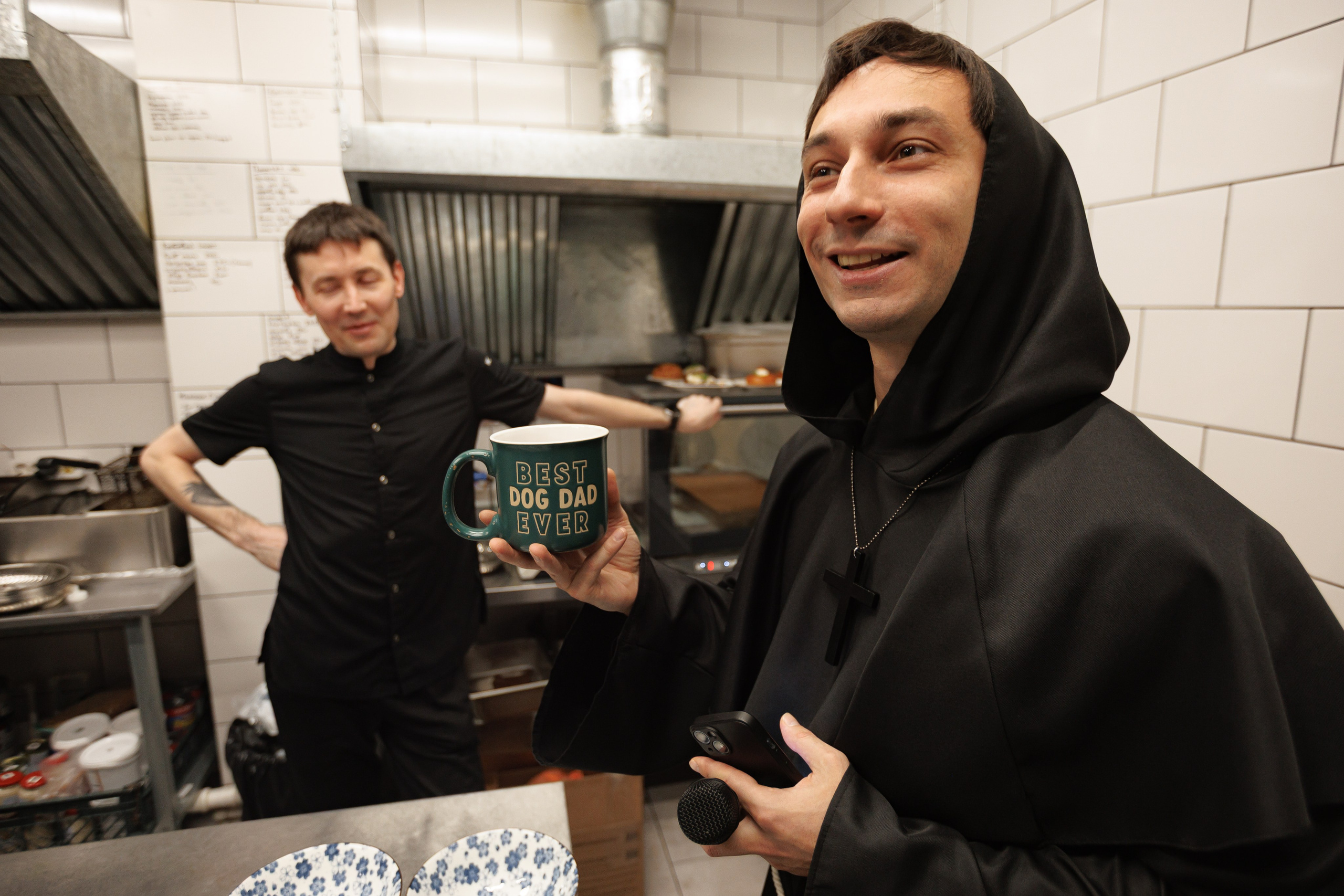 Гастроужин Поселенцы в гостях у Самозванцев