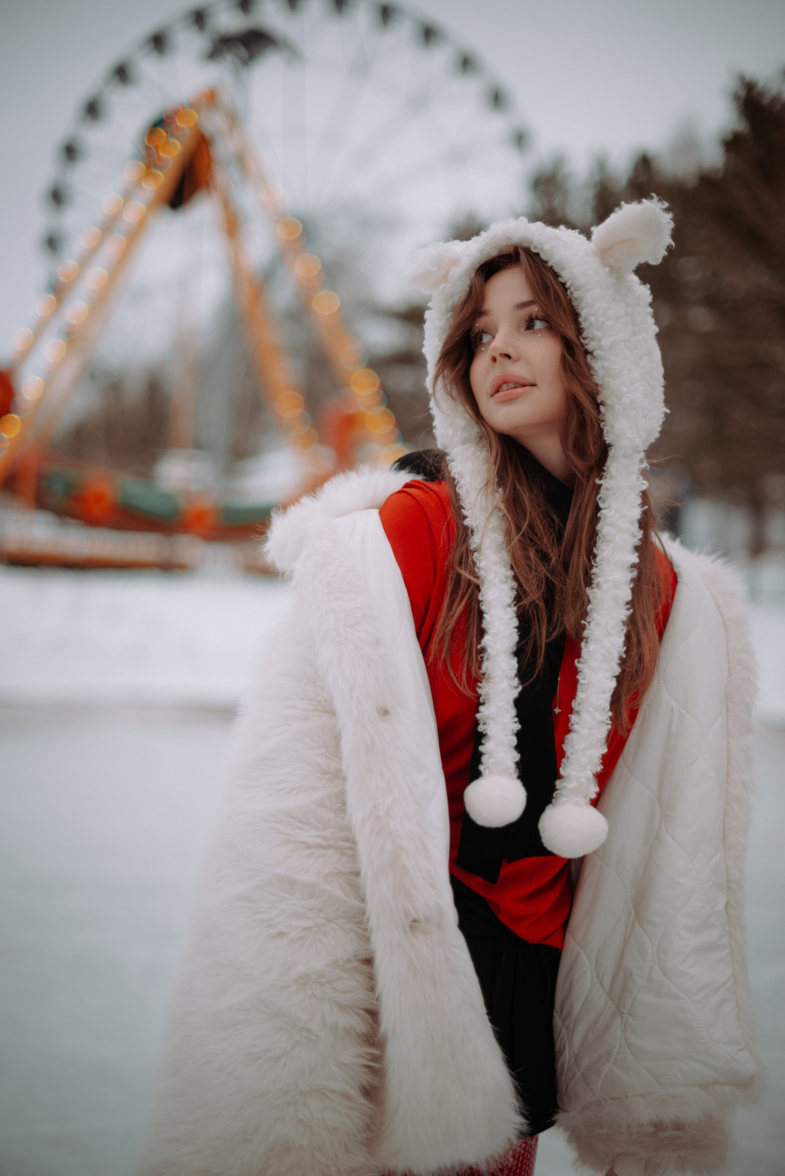 Ирина. Женский фотограф. Создатель украшений ручной работы. Модель