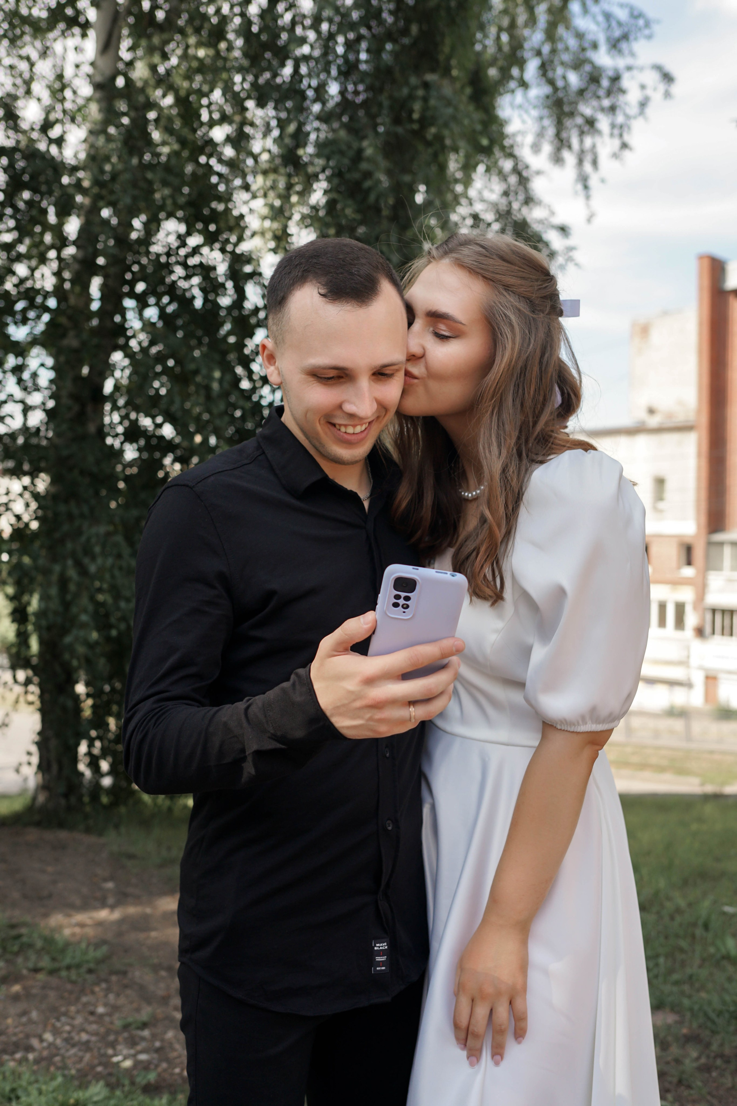 Аня и Паша: регистрация, прогулка по городу, выездная съемка на природе. Фотограф в Иркутске