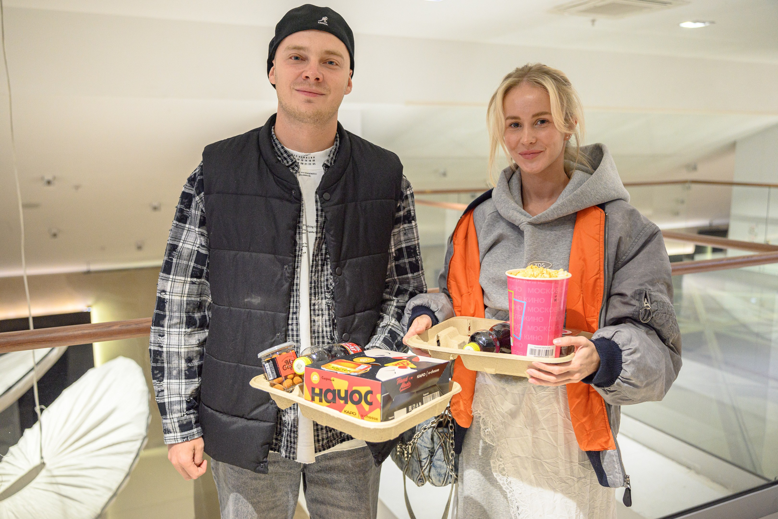 Предпремьерные съёмки кинопоказов. Семейный, уличный и пейзажный фотограф в Москве Никифоров Виктор