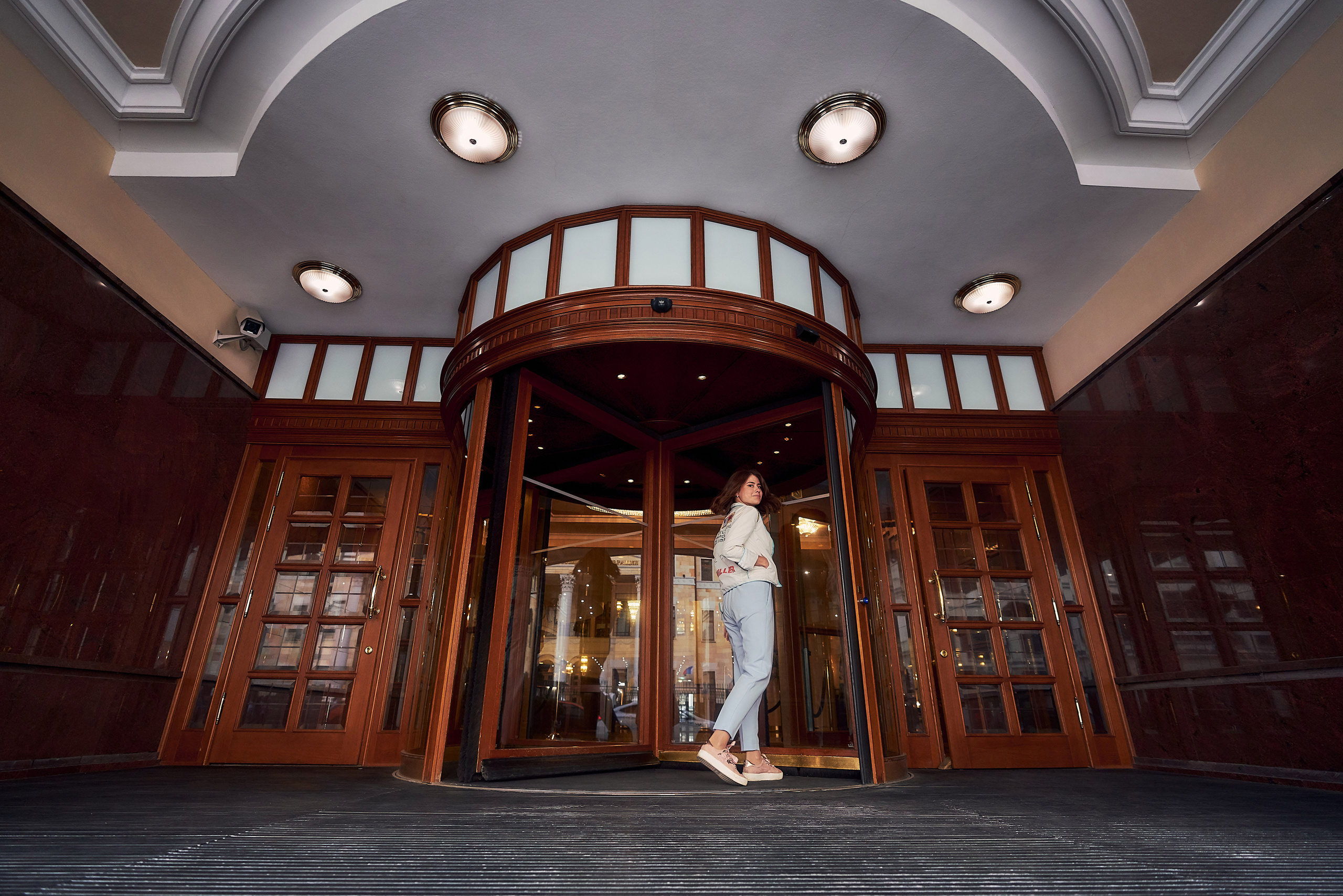 Индивидуальная фотосессия Виктории в центре Москвы