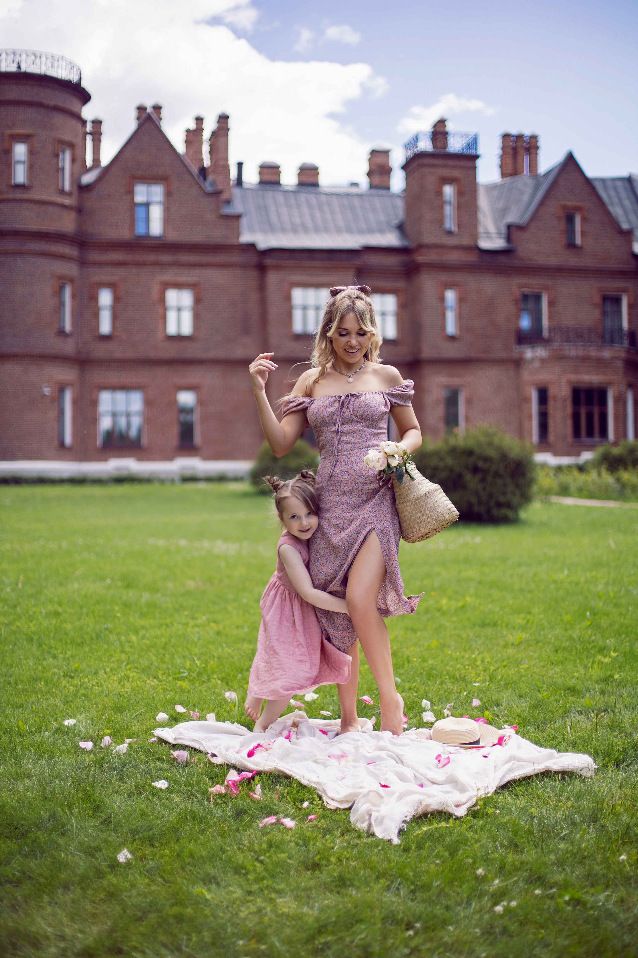 Ира и Даша. Позирование от Елены Саулич. Идеи для фото