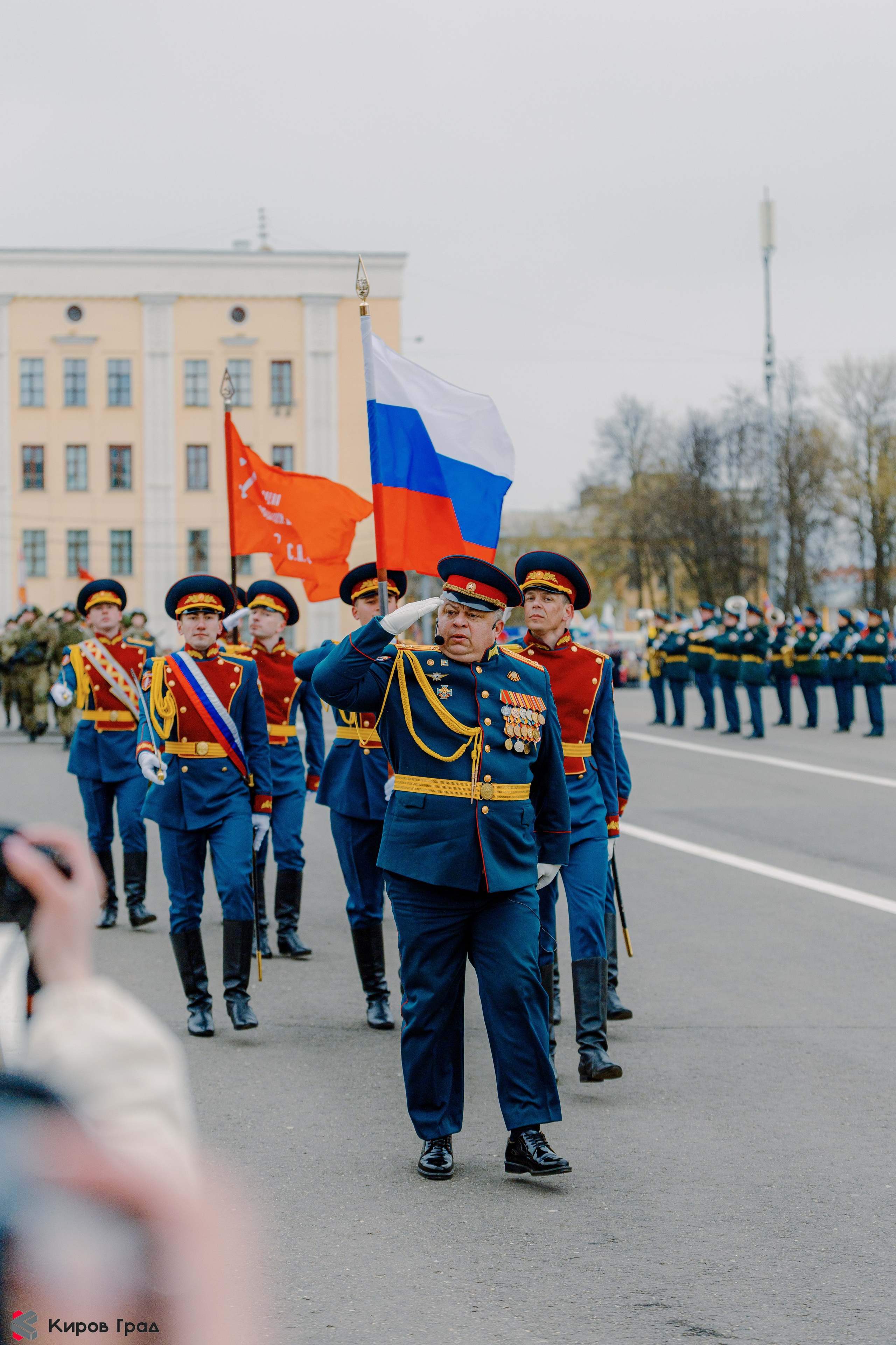 Парад победы 9 мая. Свадебный и репортажный фотограф Киров | Вадим Карпук