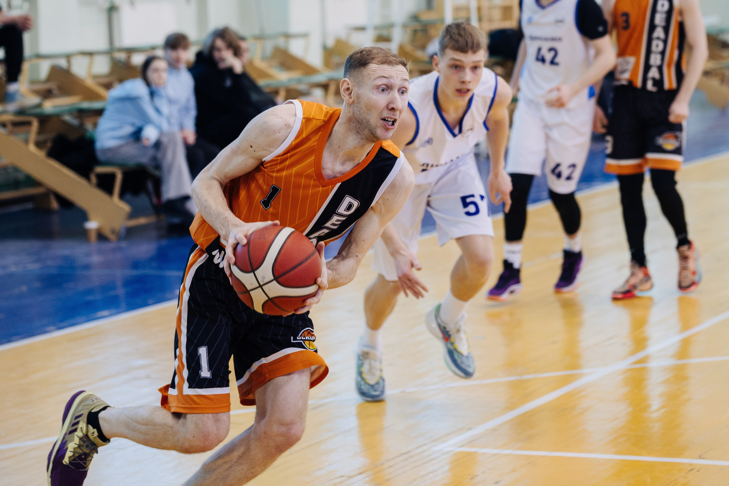 Любительский Чемпионат Магнитогорска по баскетболу // 09.02.25. Денис Прохоров Фотограф в г. Магнитогорск