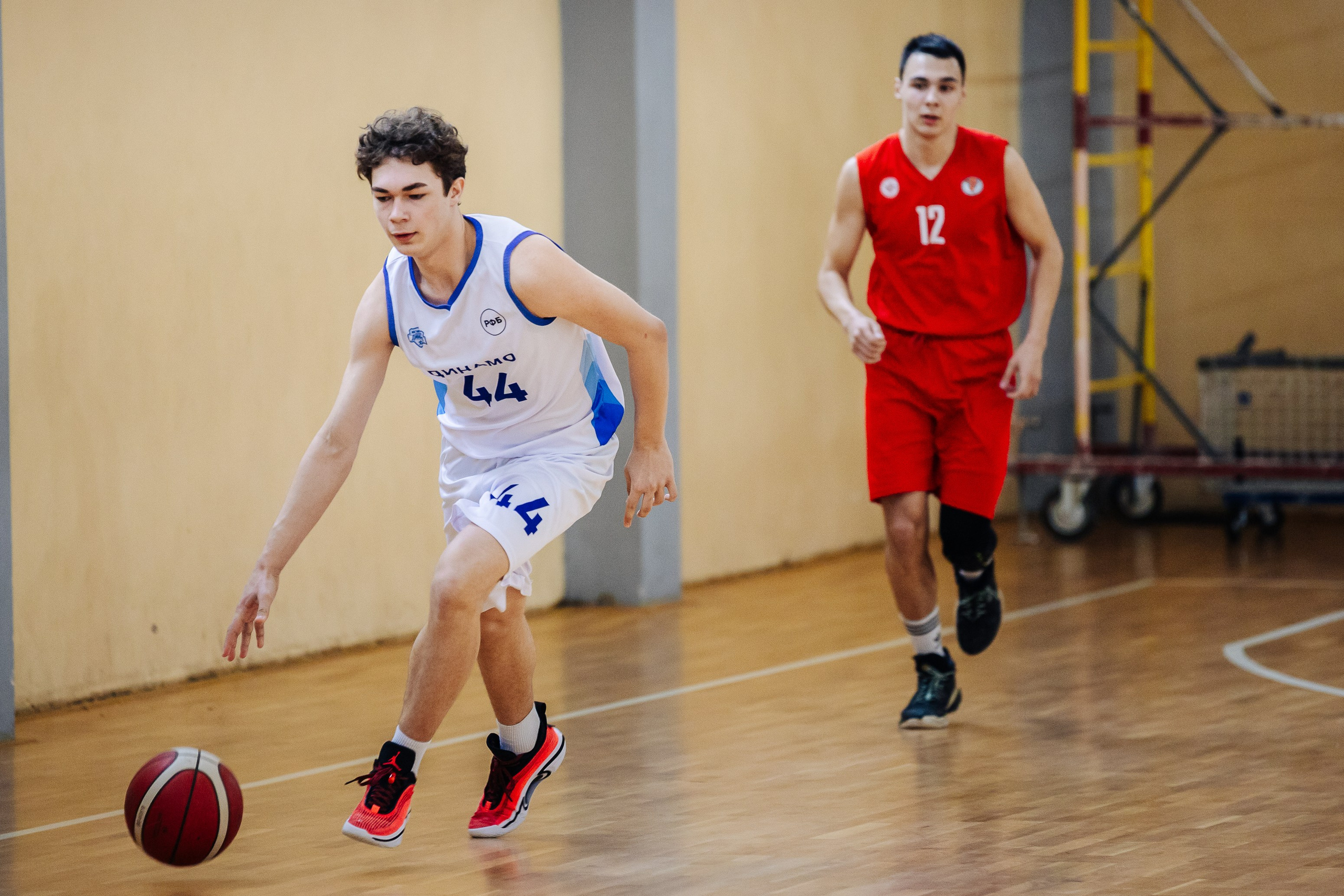 Баскетбол ПЕРВЕНСТВО ЧЕЛЯБИНСКОЙ ОБЛАСТИ // 08.04.24. Денис Прохоров Фотограф в г. Магнитогорск