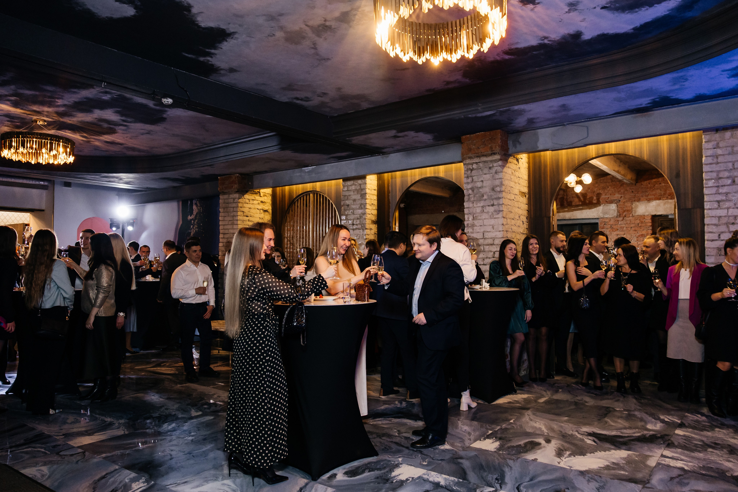 Фотограф на корпоратив. Фотограф, видеограф на свадьбу в Москве Никита Назаров