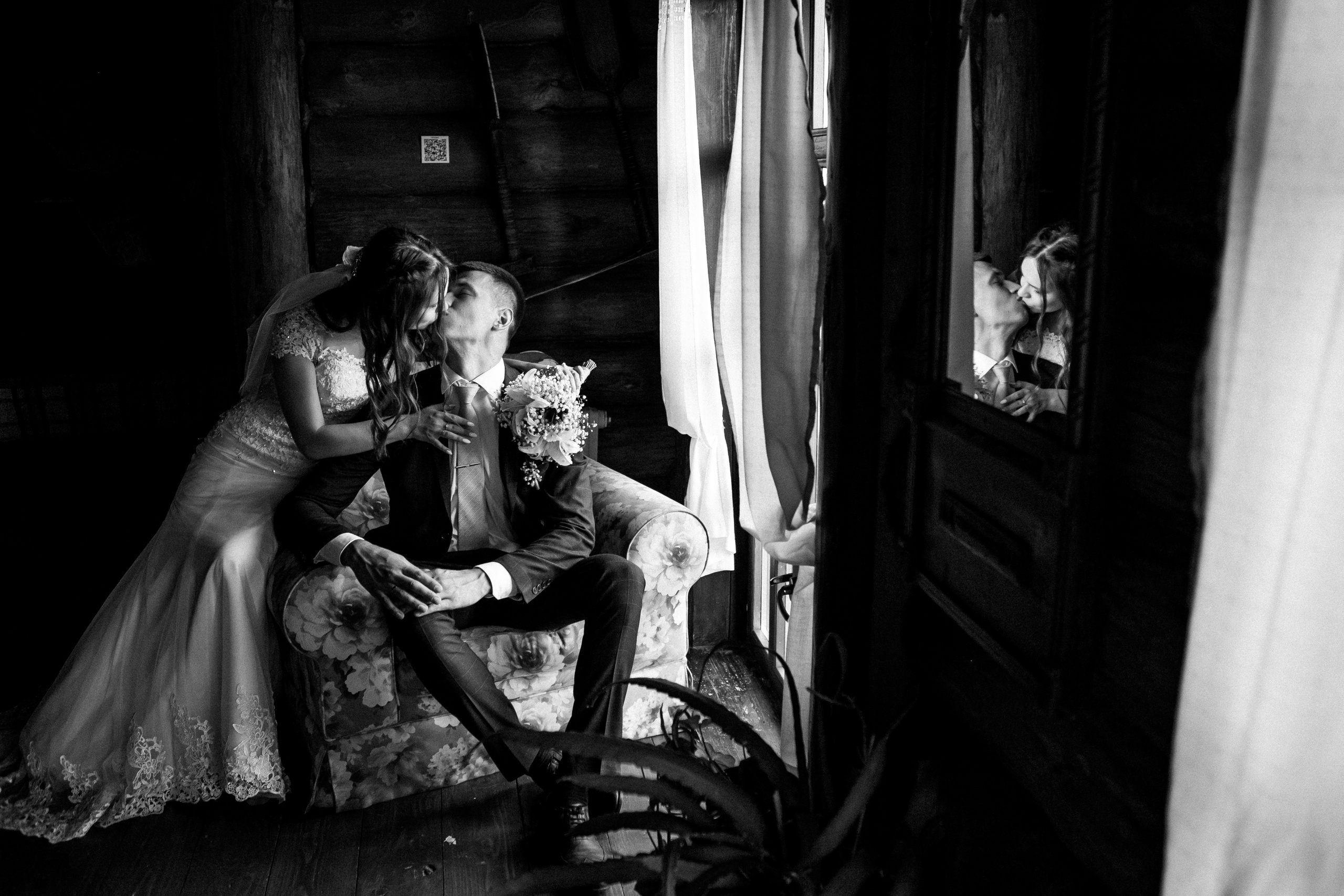 Ксения и Леонид. Бобровая долина, парк Кирова. Свадебный фотограф Юлия Сарапульцева, Ижевск